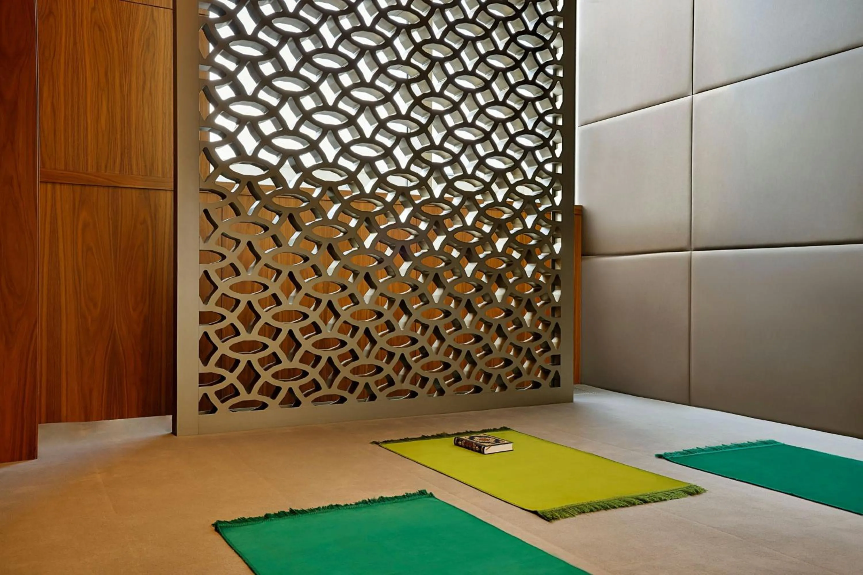 Fitness centre/facilities, Bed in Sheraton Astana Hotel