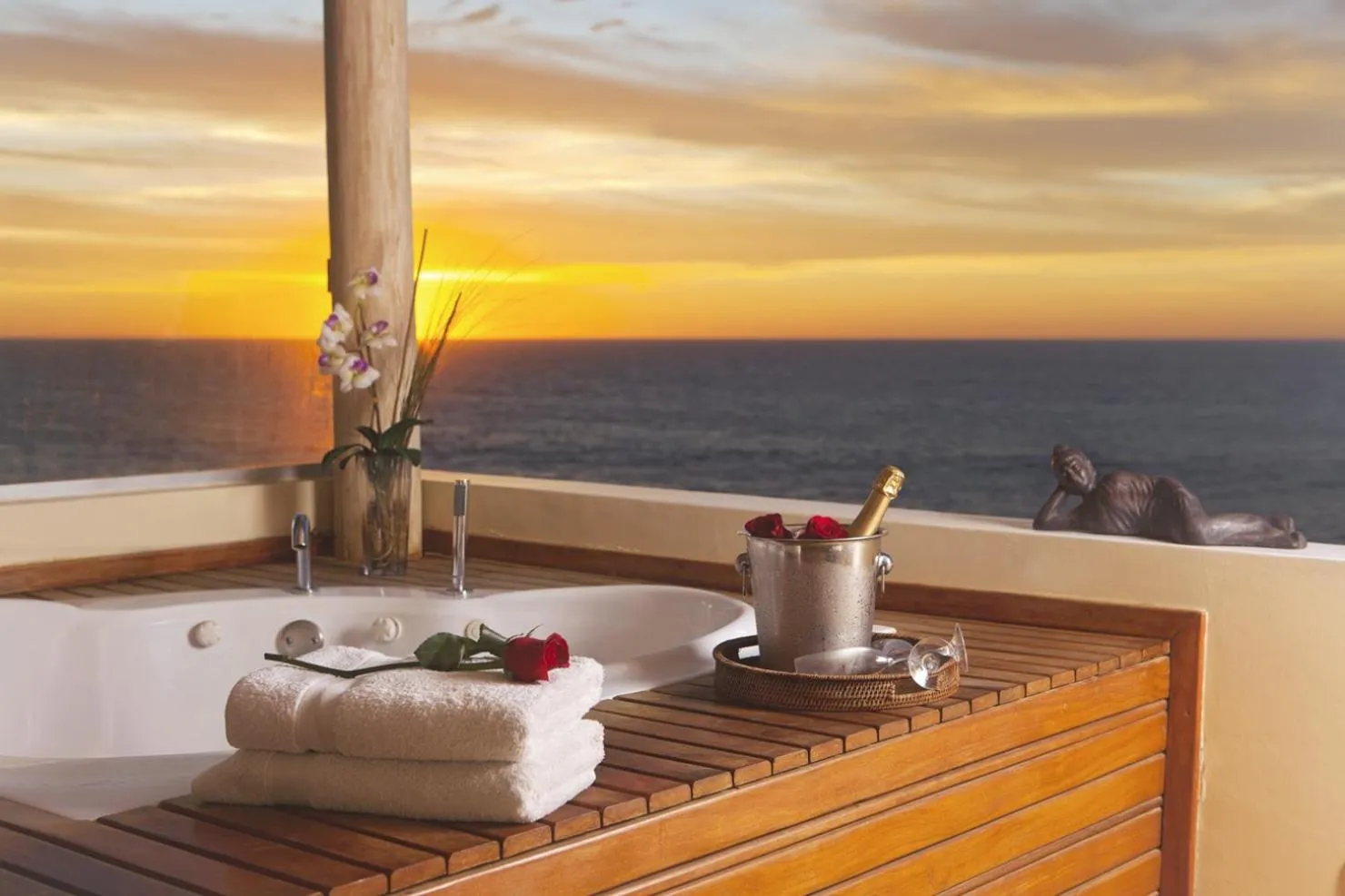 Spa and wellness centre/facilities in DCO Suites Lounge & Spa