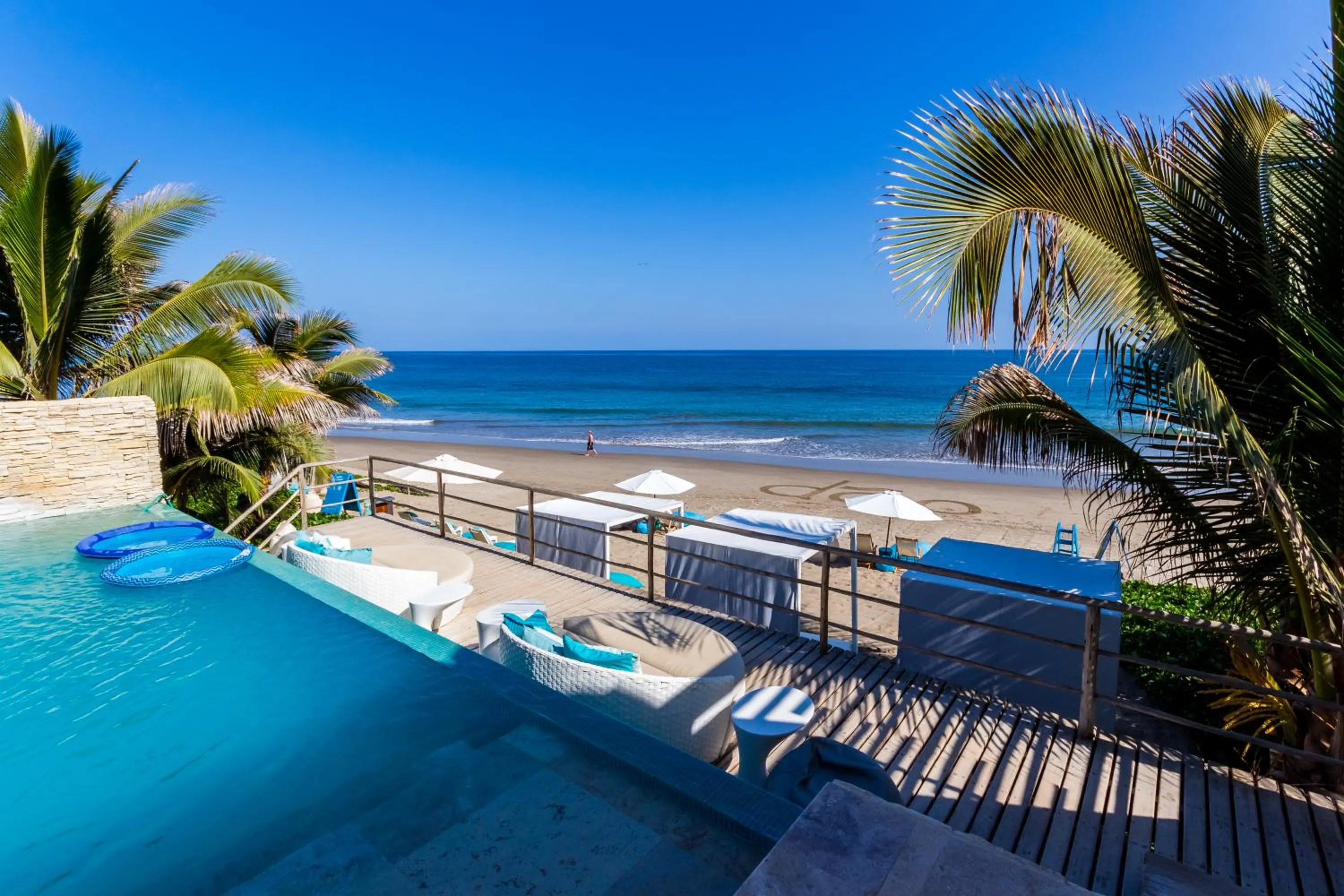 Beach in DCO Suites Lounge & Spa