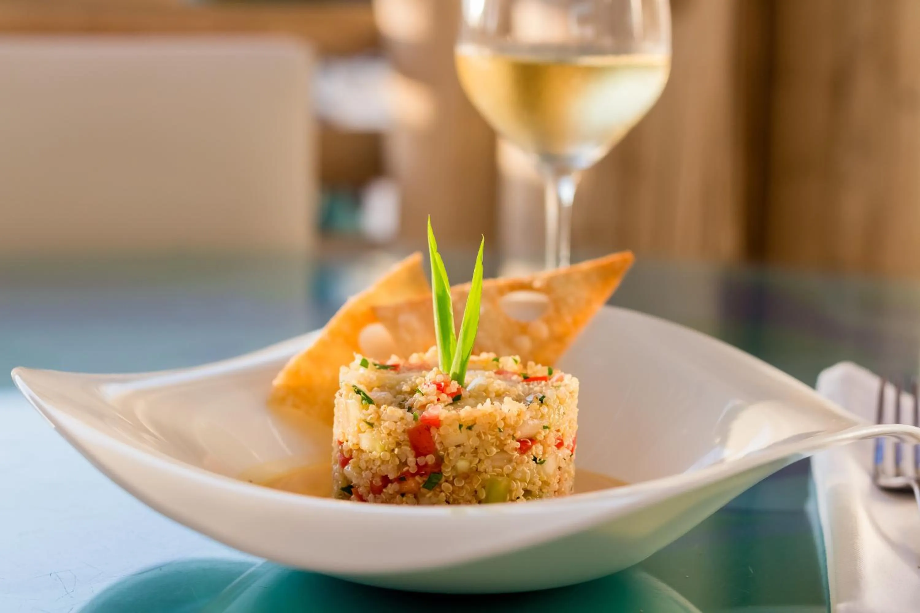 Restaurant/places to eat in DCO Suites Lounge & Spa