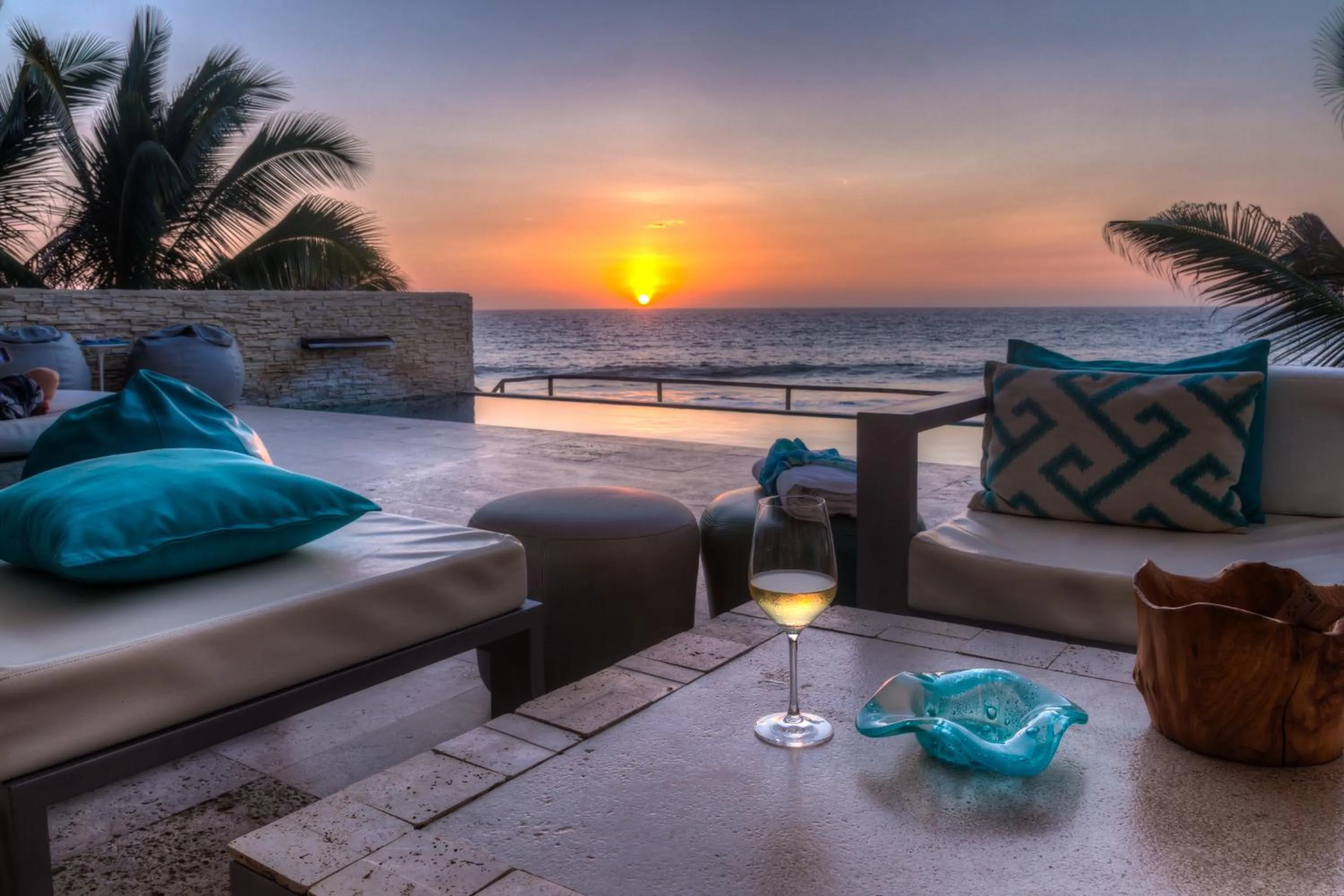 Sea view in DCO Suites Lounge & Spa