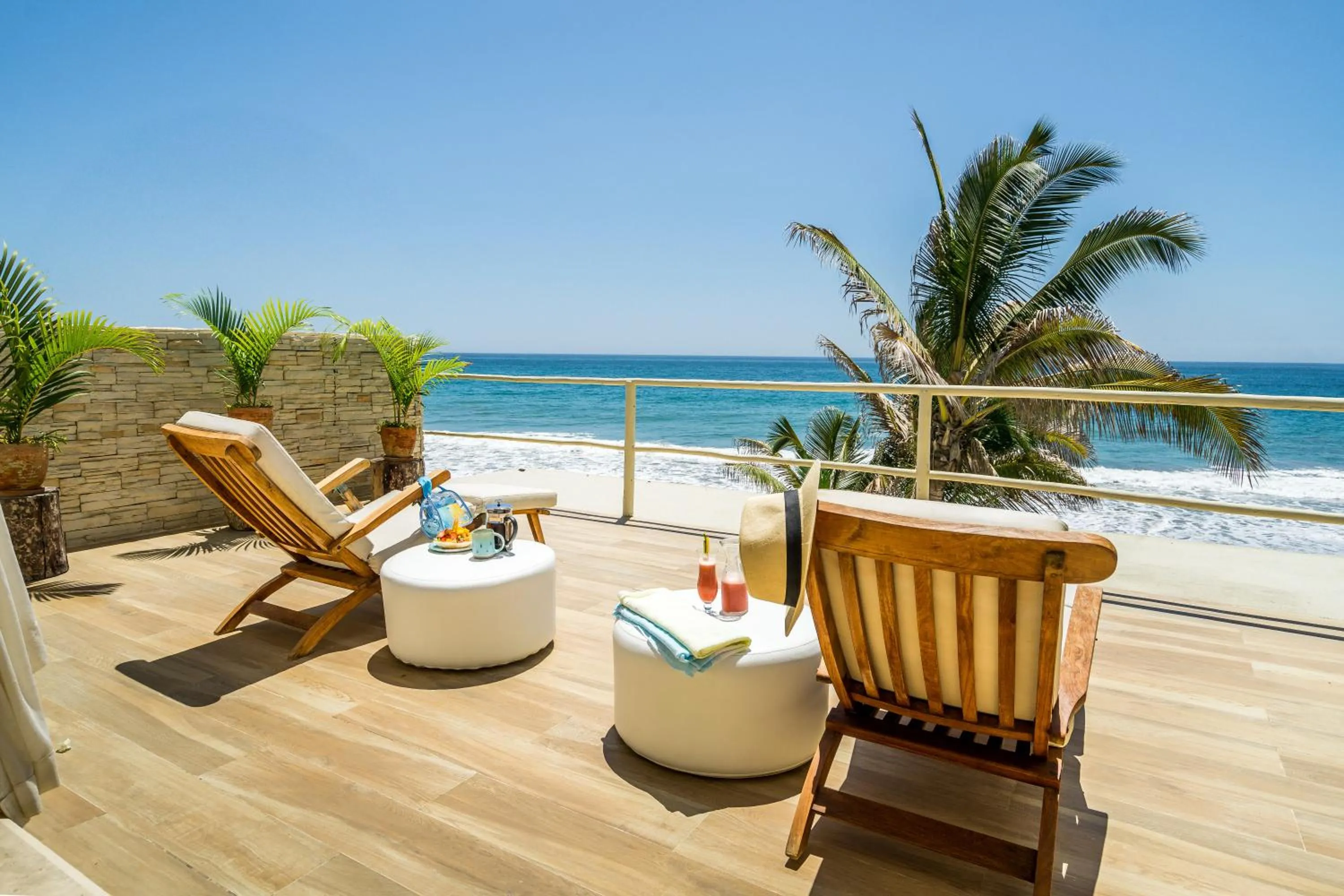 Beach in DCO Suites Lounge & Spa