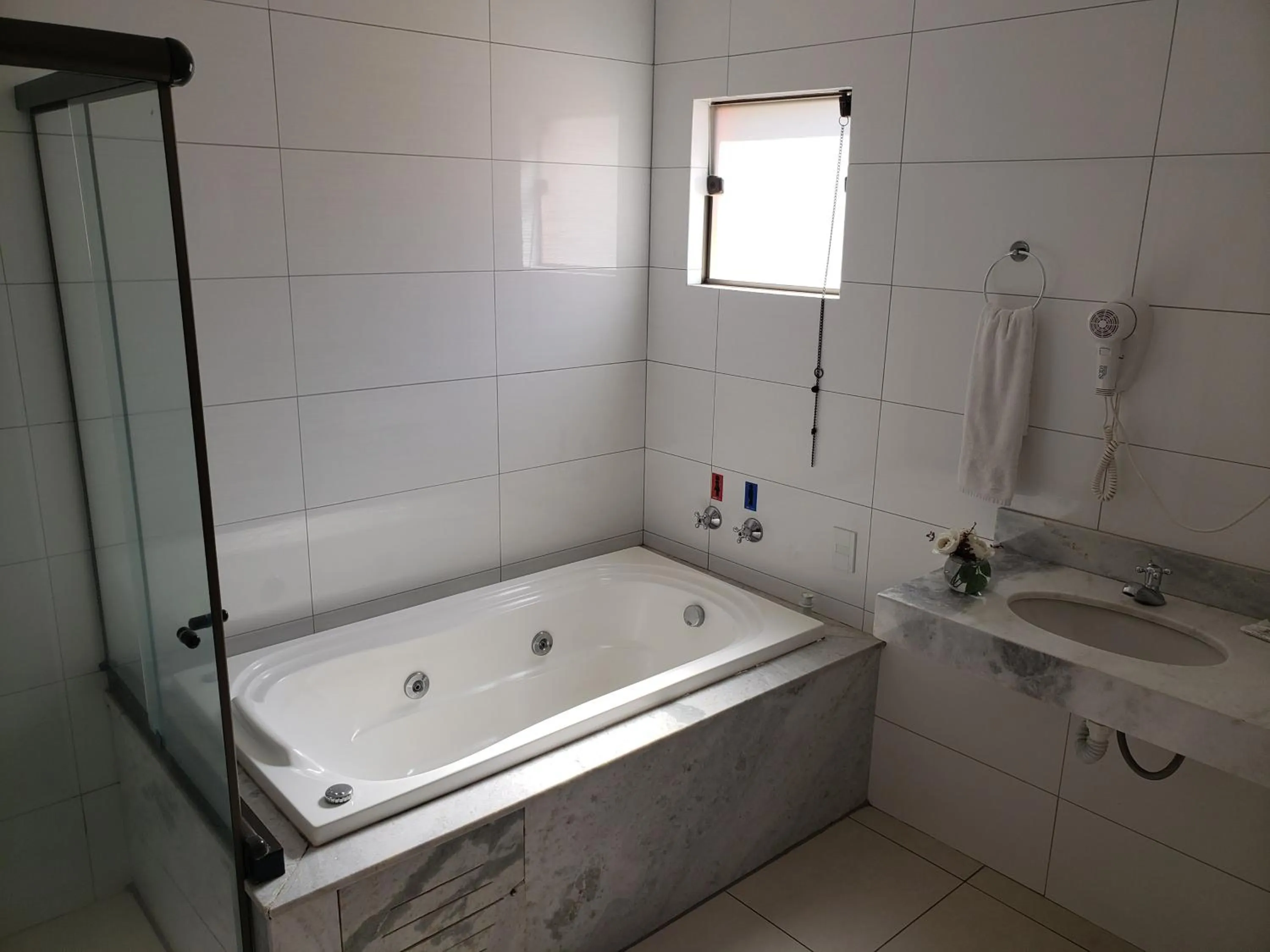 Massage in Grand Enio Hotel e Cantina