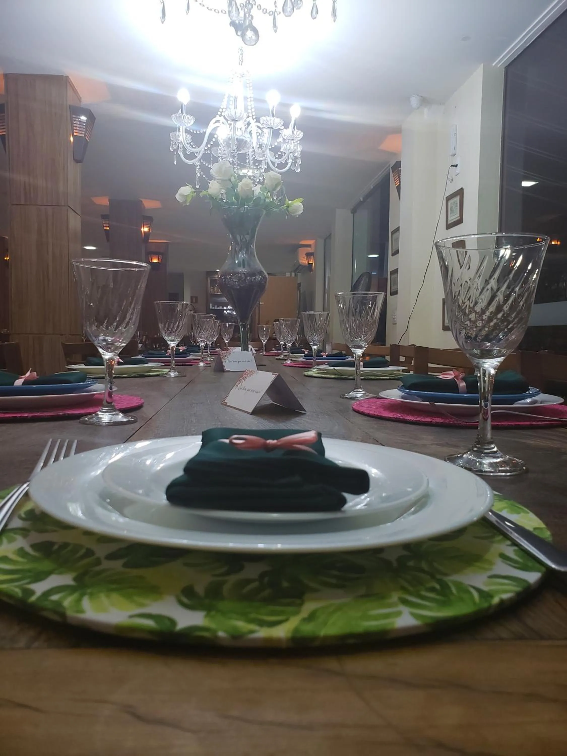 Food and drinks in Grand Enio Hotel e Cantina