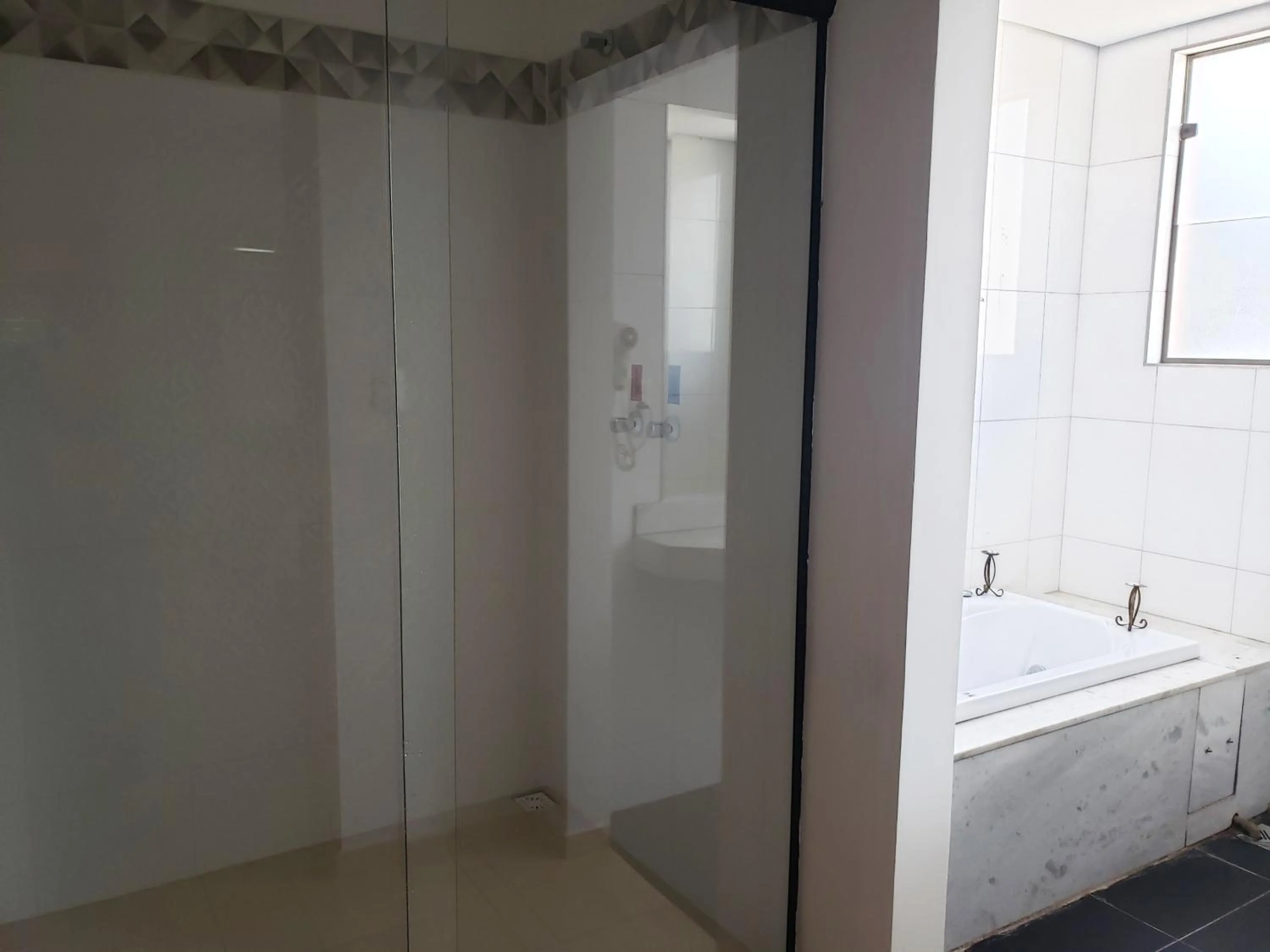 Bathroom in Grand Enio Hotel e Cantina