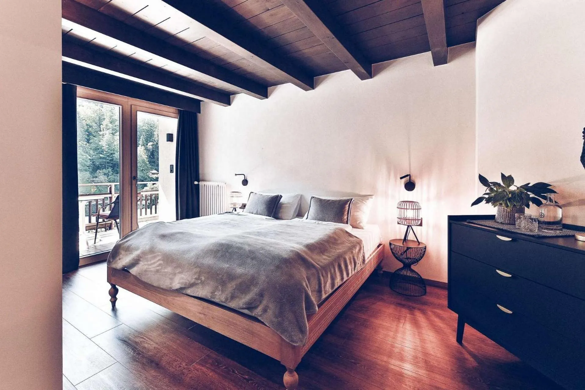 Bedroom, Bed in Botango