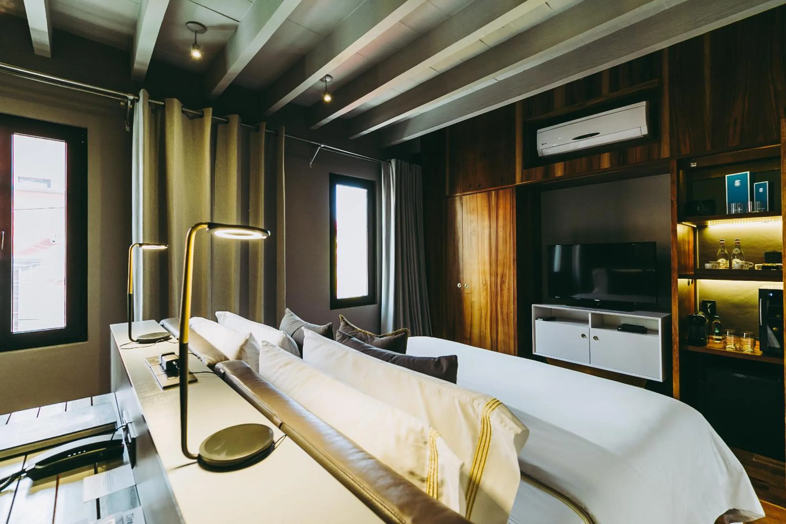 Bed in Dos Casas Hotel & Spa