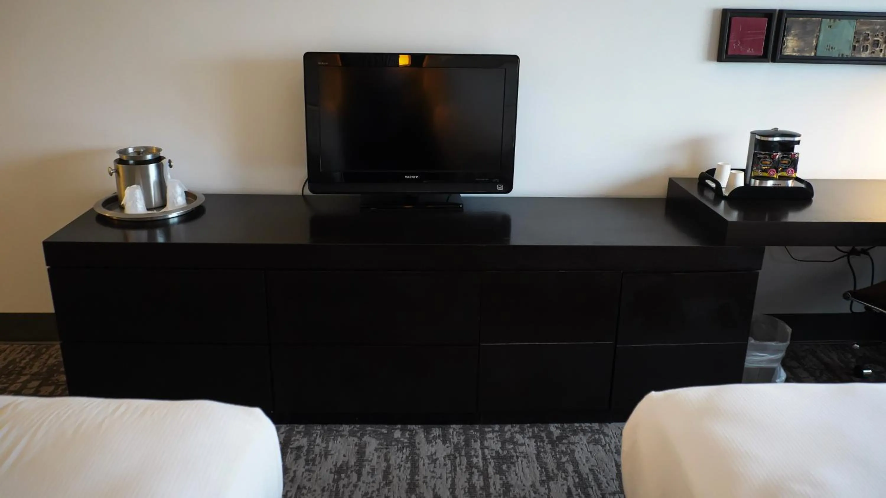 TV and multimedia, Bed in Costa Bahia Hotel, Convention Center and Casino