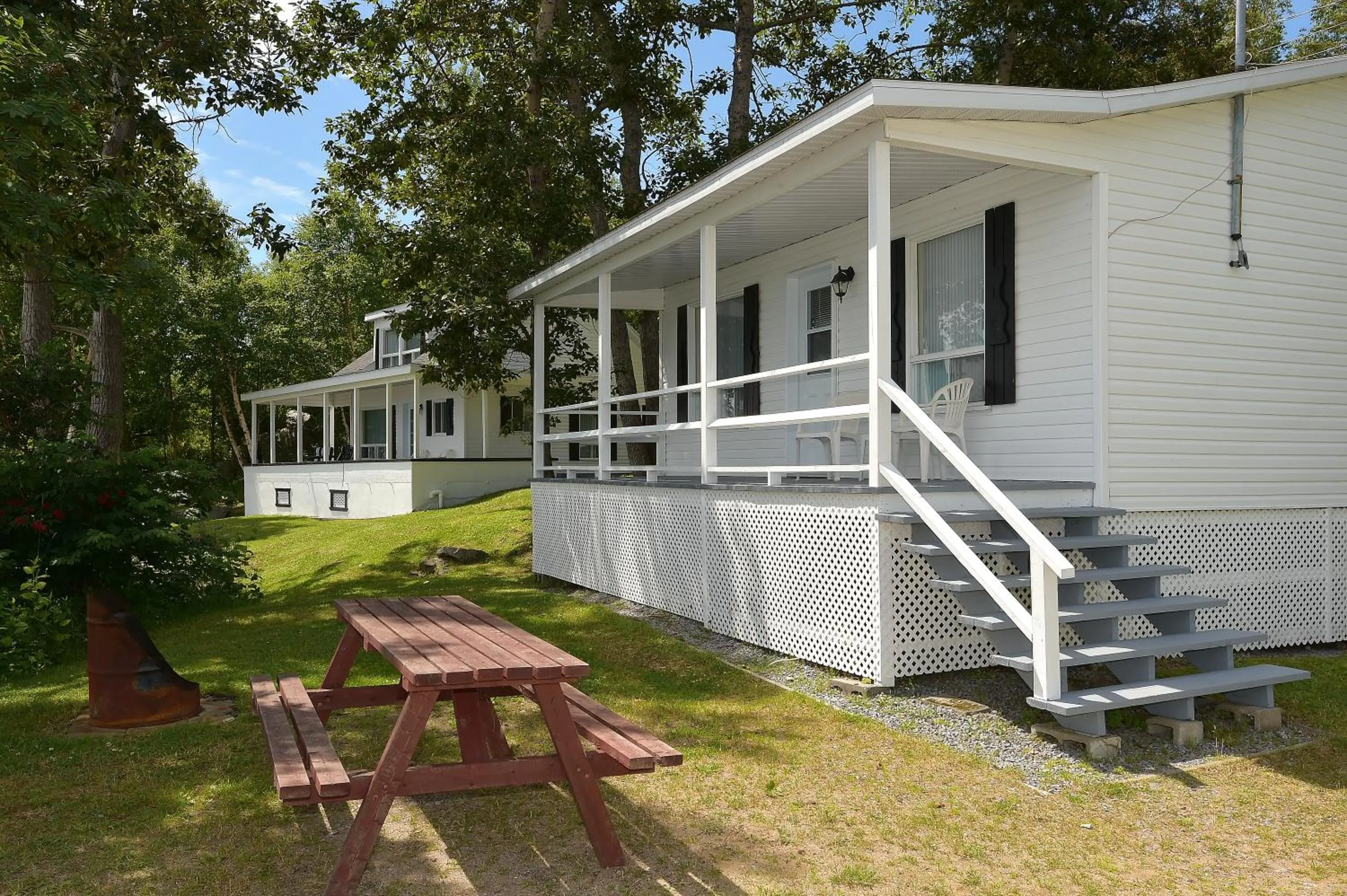 Property building in Auberge Sur Mer Charlevoix