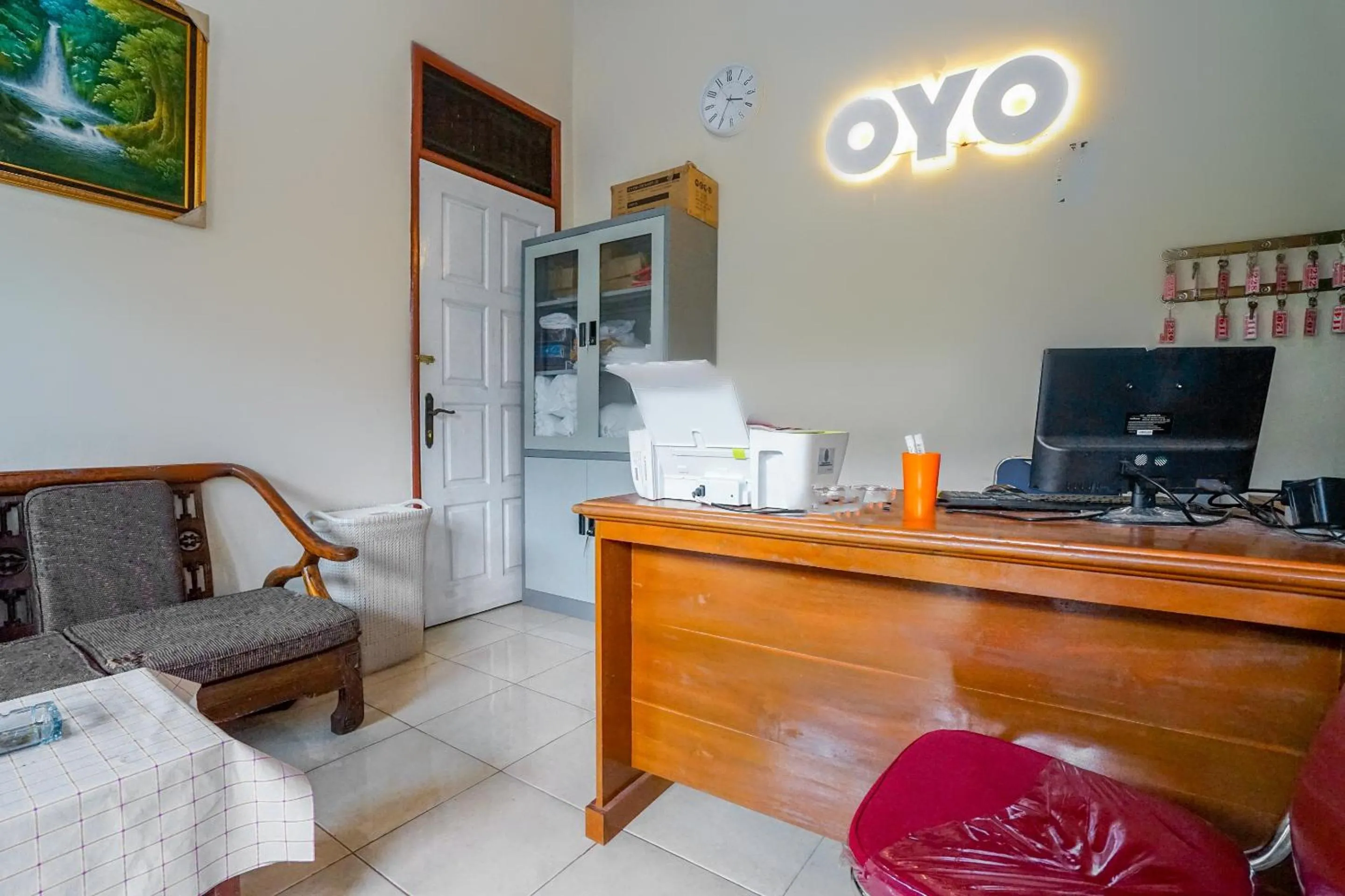 Lobby or reception in OYO 2177 Trikora Indah Residence