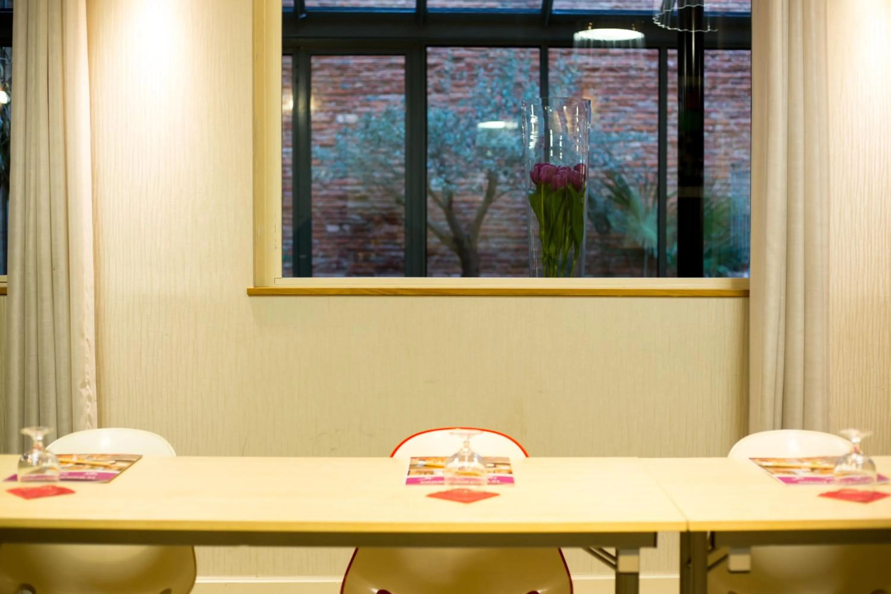 Meeting/conference room in Grand Hôtel d'Orléans