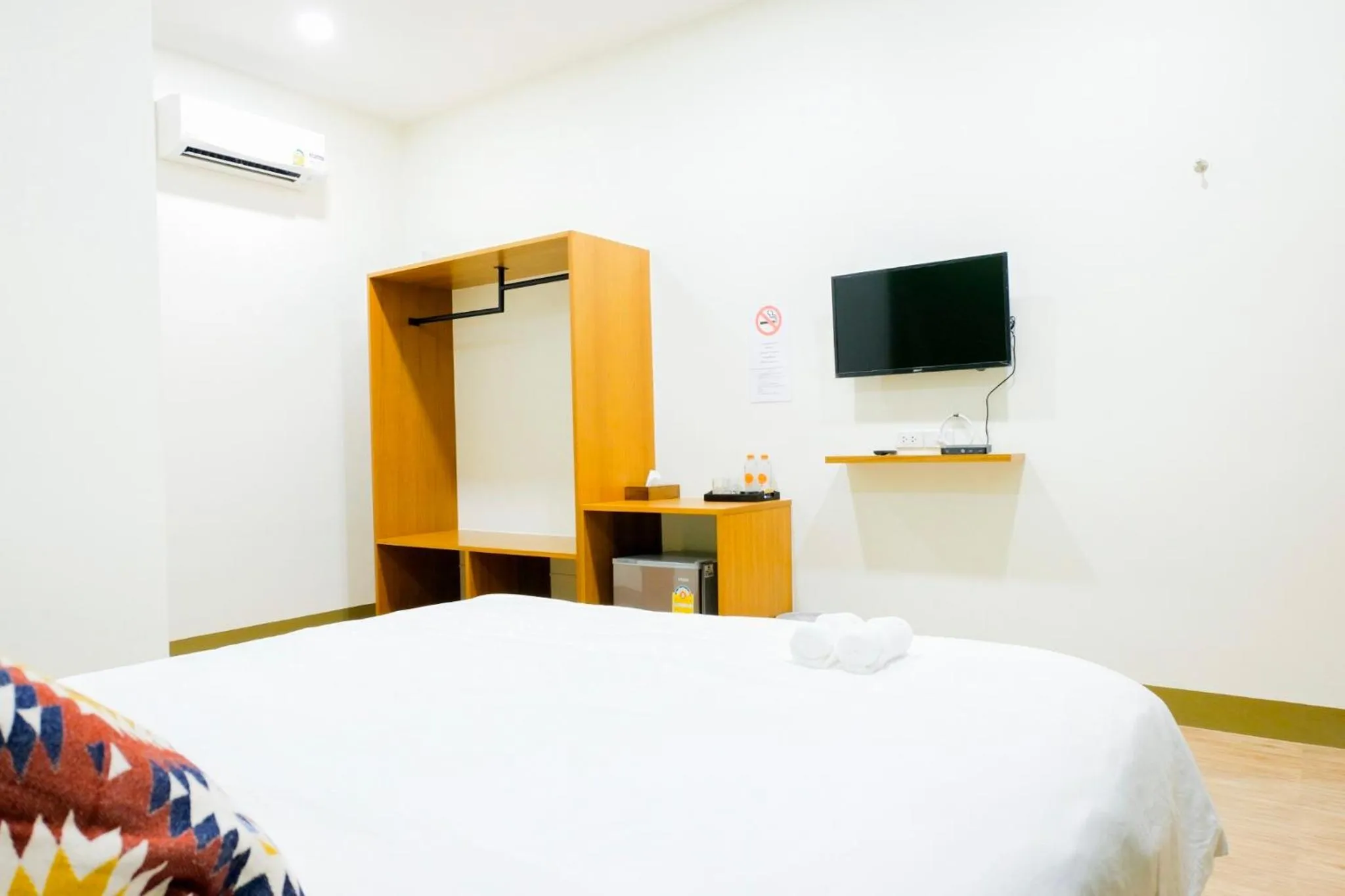 Photo of the whole room, Bed in The Cozy Hotel