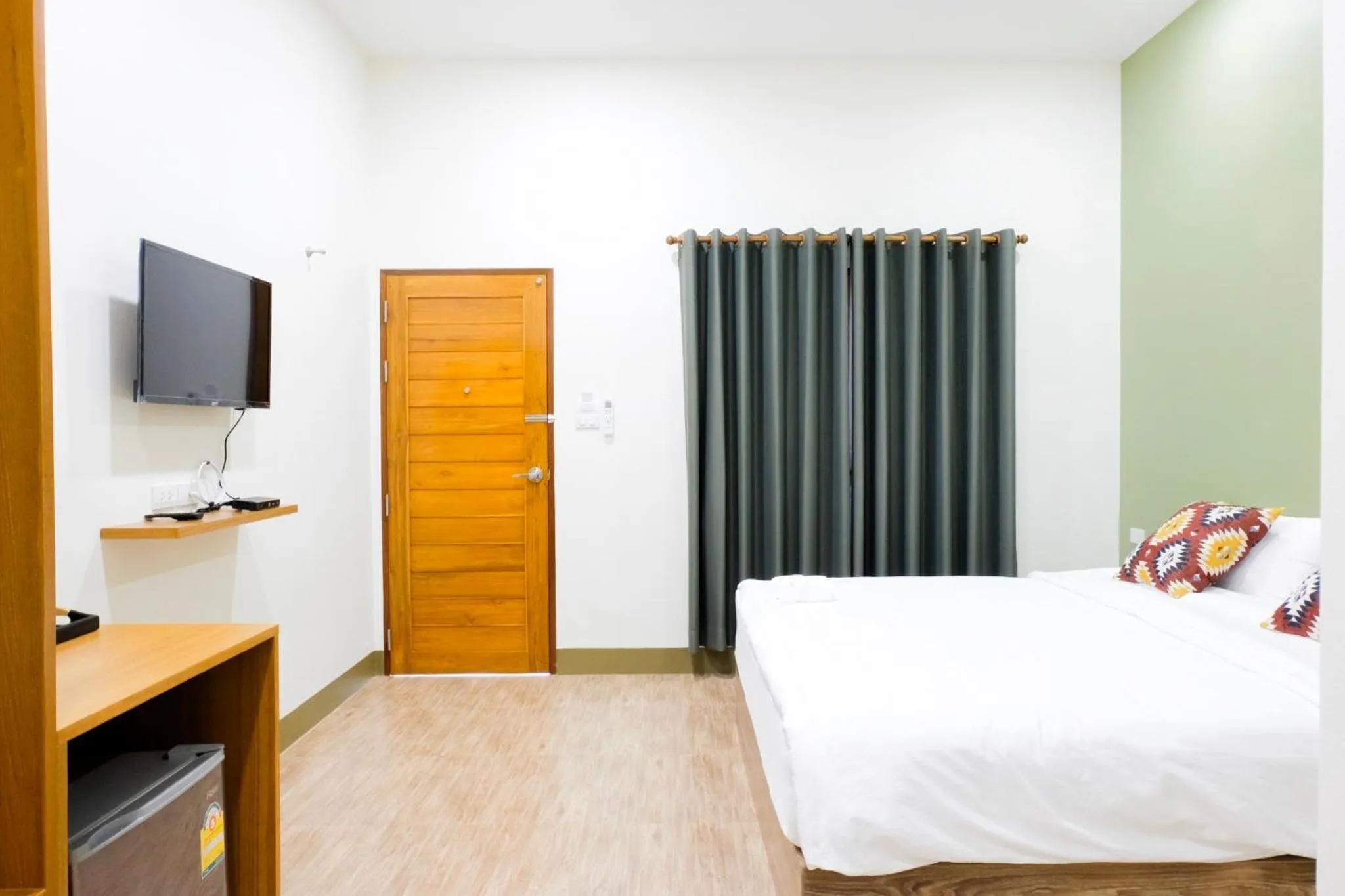 Photo of the whole room, Bed in The Cozy Hotel