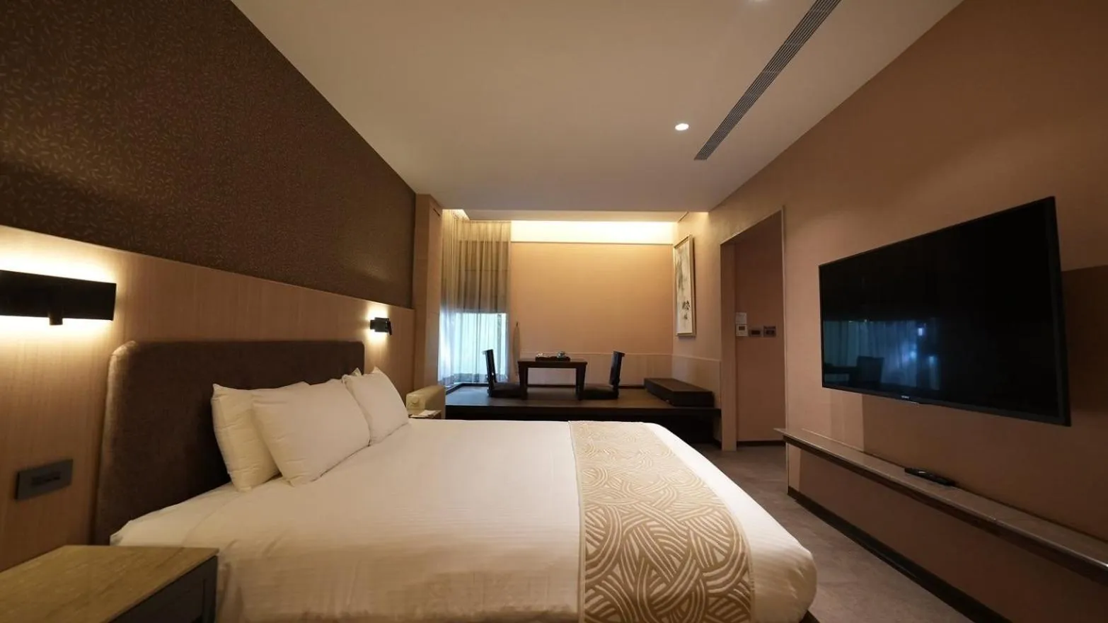 Bedroom, Bed in Great Roots Forestry Spa Resort