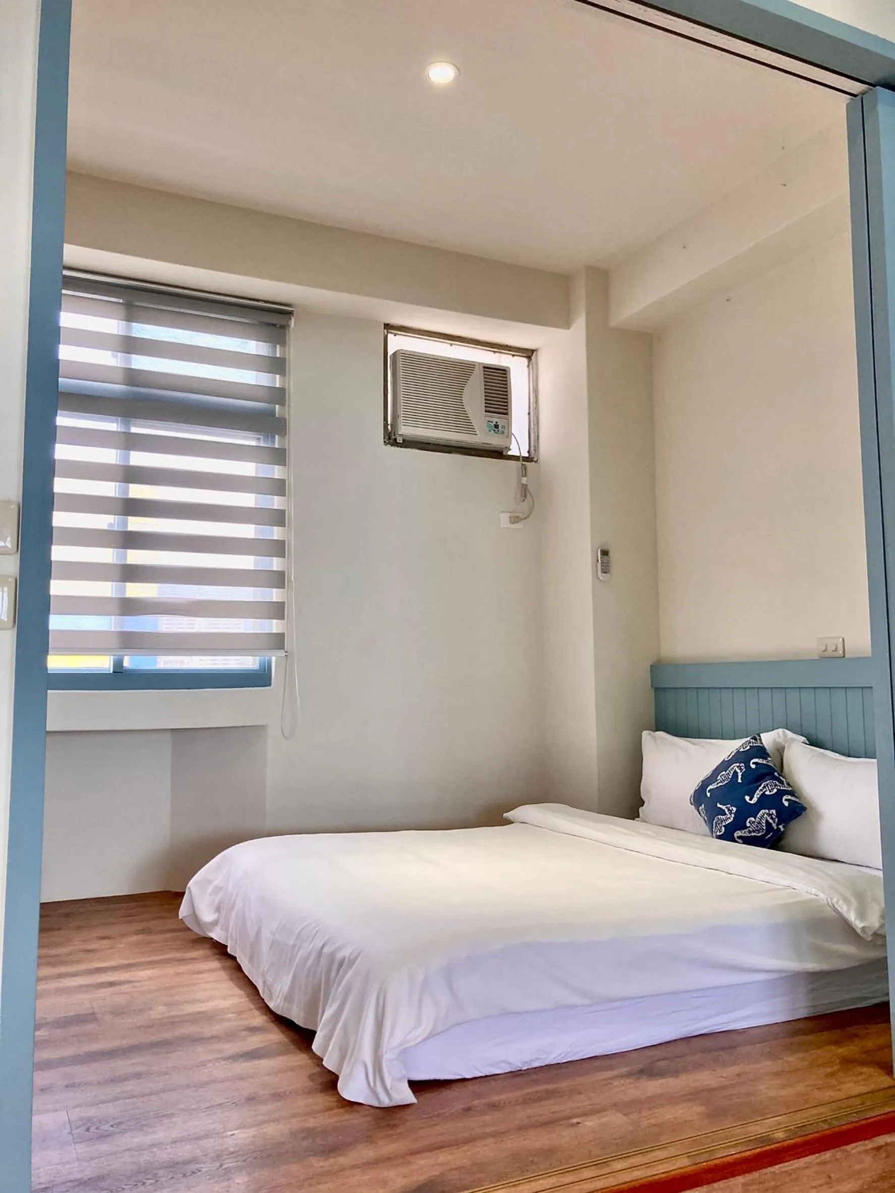 Bed in 海邊邊民宿 Near Seaside B&B 民宿1092號