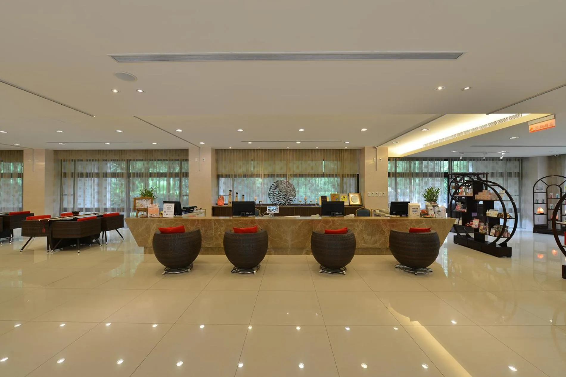 Tai-Yi Red Maple Resort