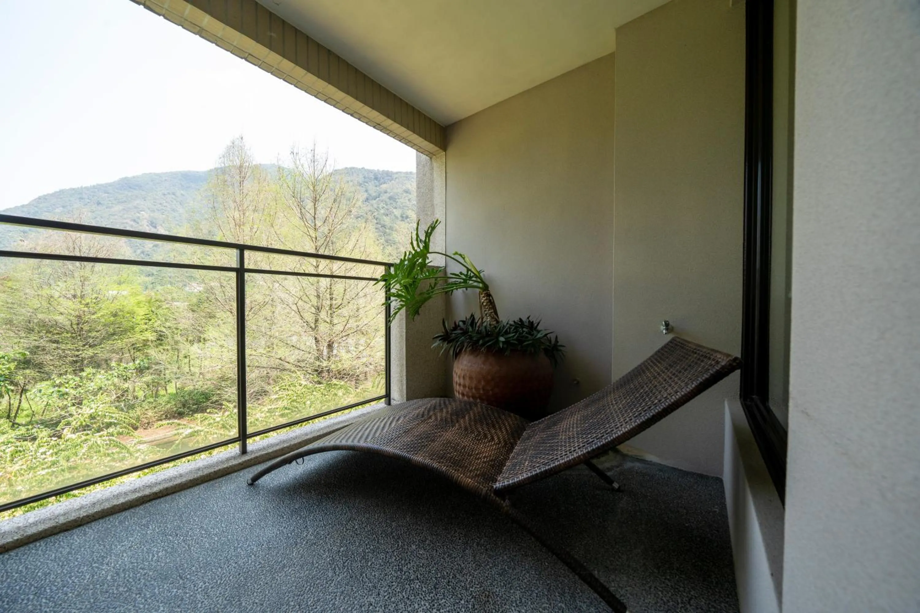 Tai-Yi Red Maple Resort