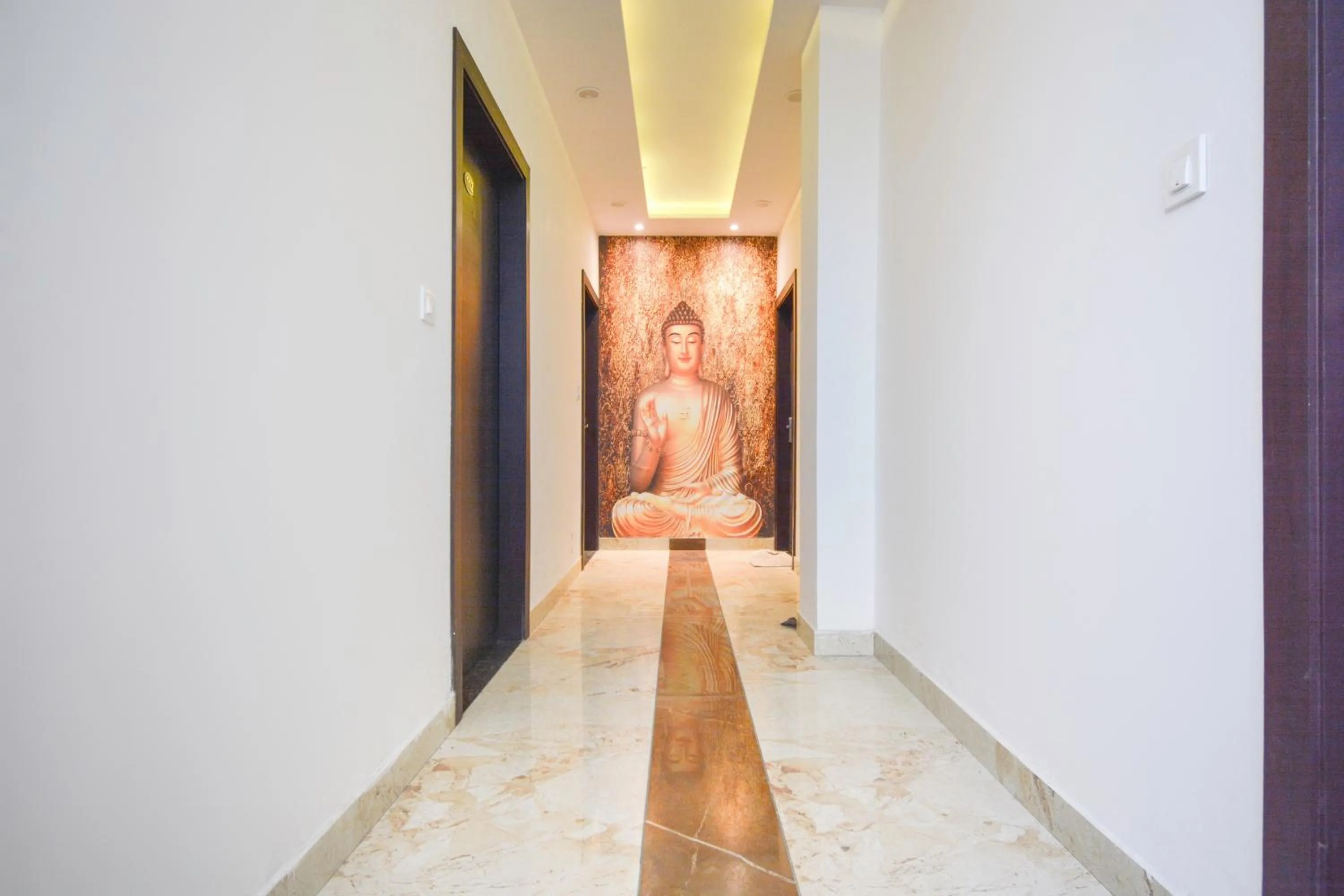 Hotel O A K Regency