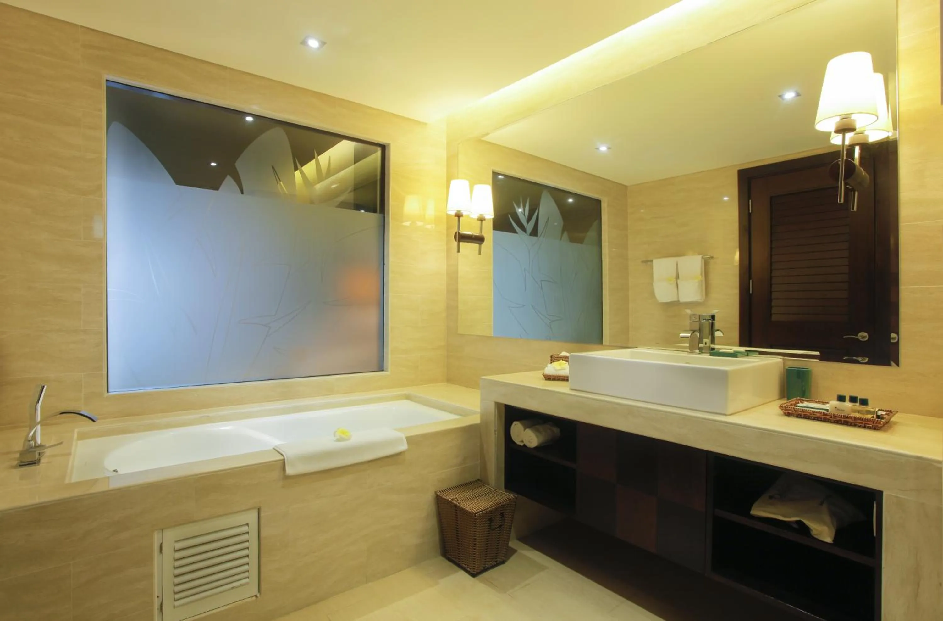 Bathroom in Olalani Resort & Condotel