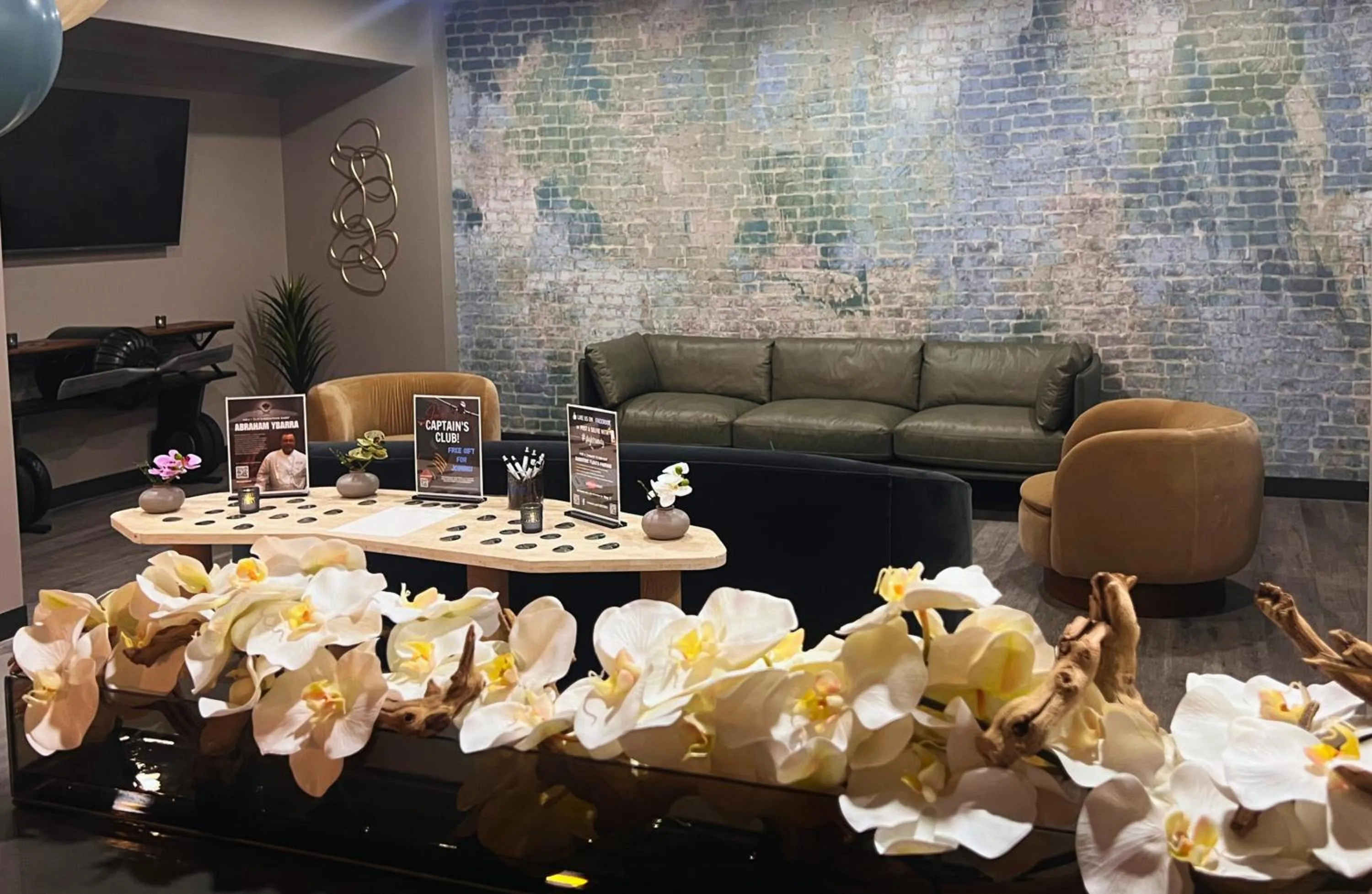 Property building in Wyndham Indianapolis Airport