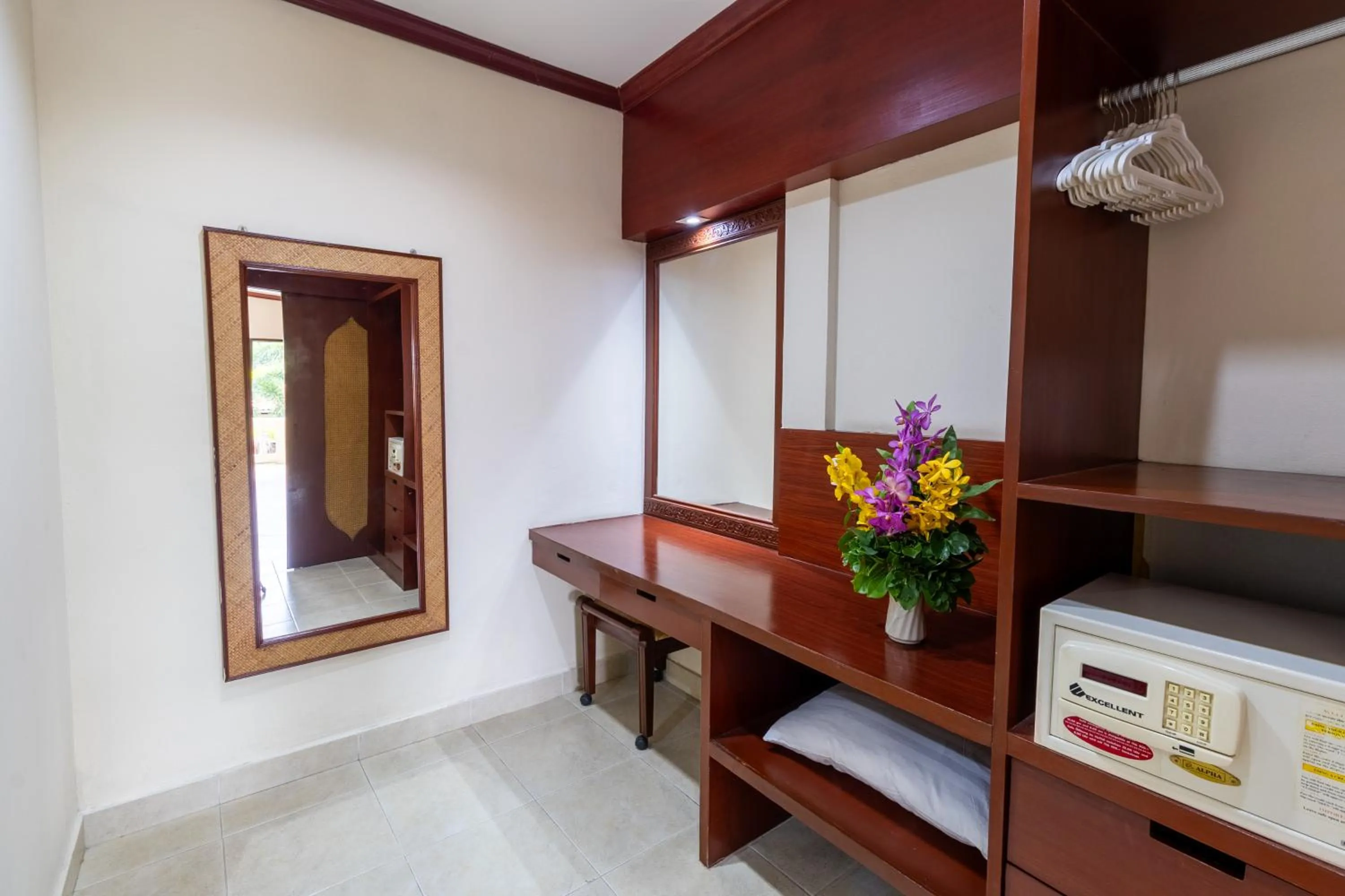 safe in Thai Garden Resort