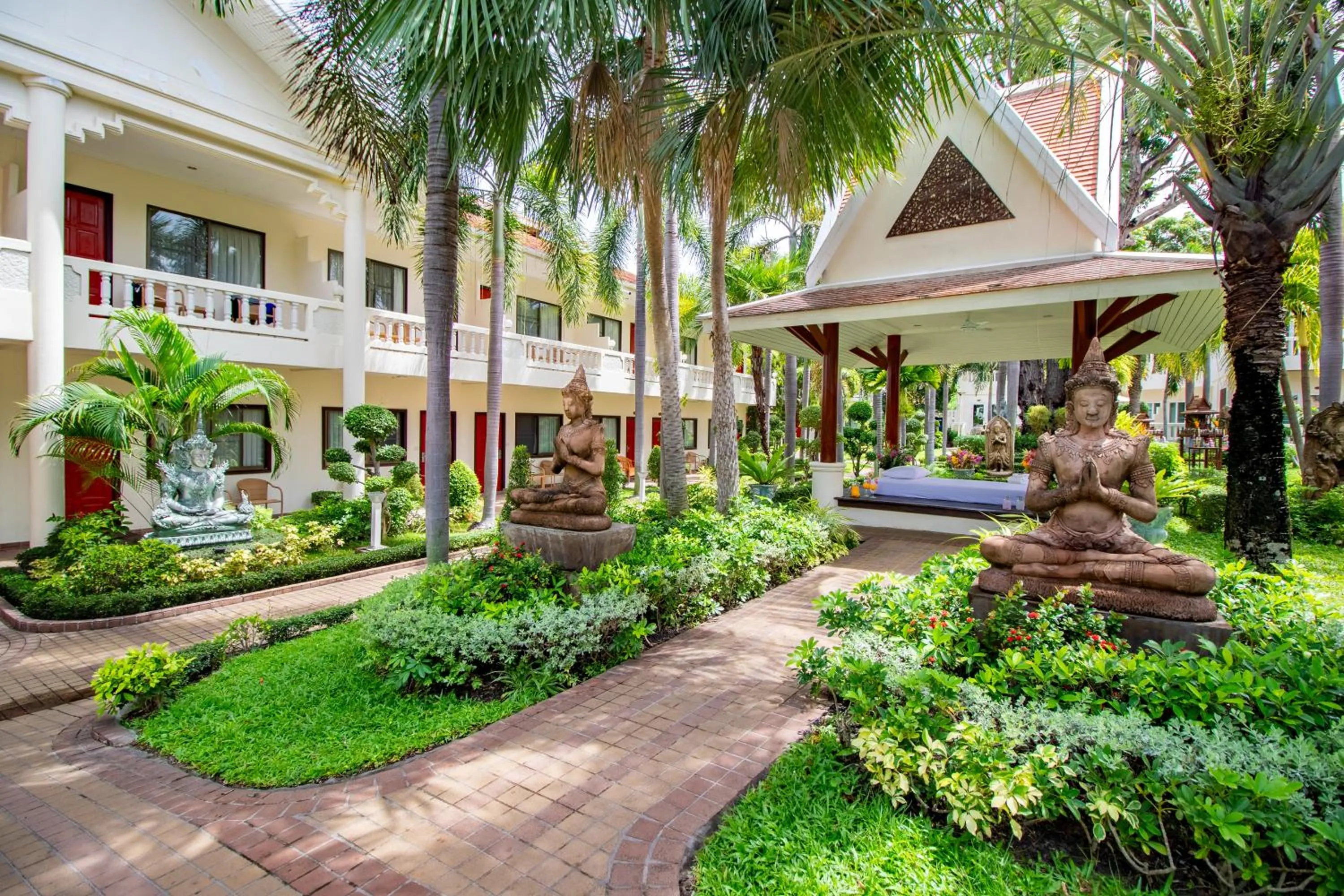 Massage in Thai Garden Resort