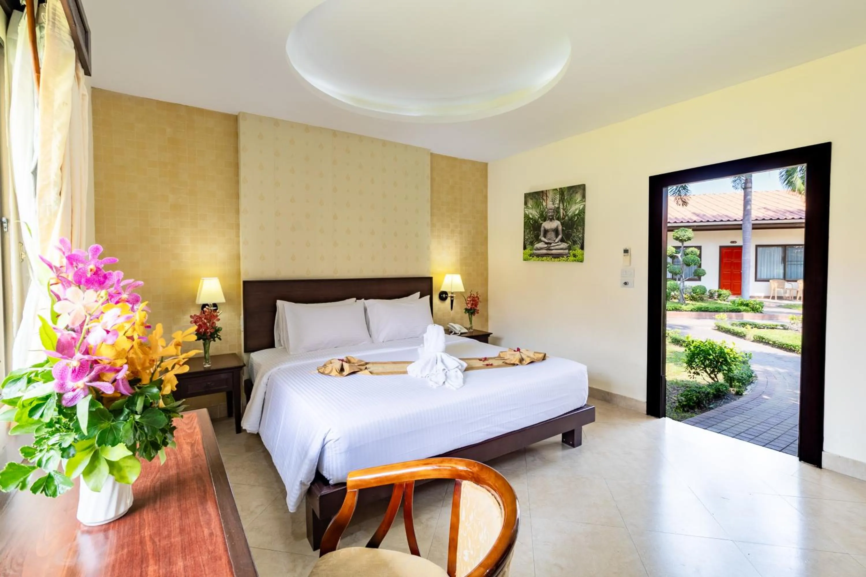 Bed in Thai Garden Resort