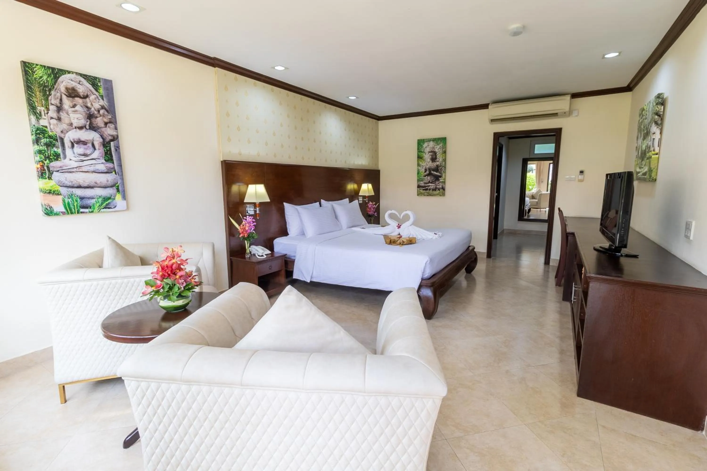 Bed in Thai Garden Resort