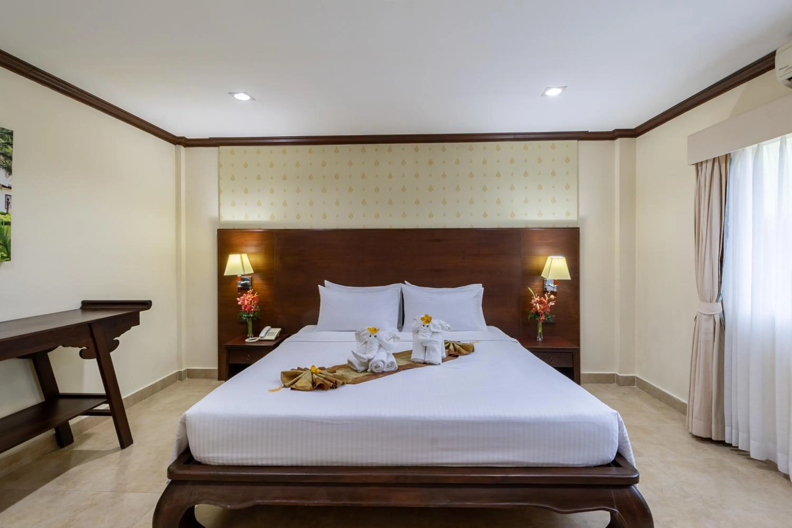 Bed in Thai Garden Resort