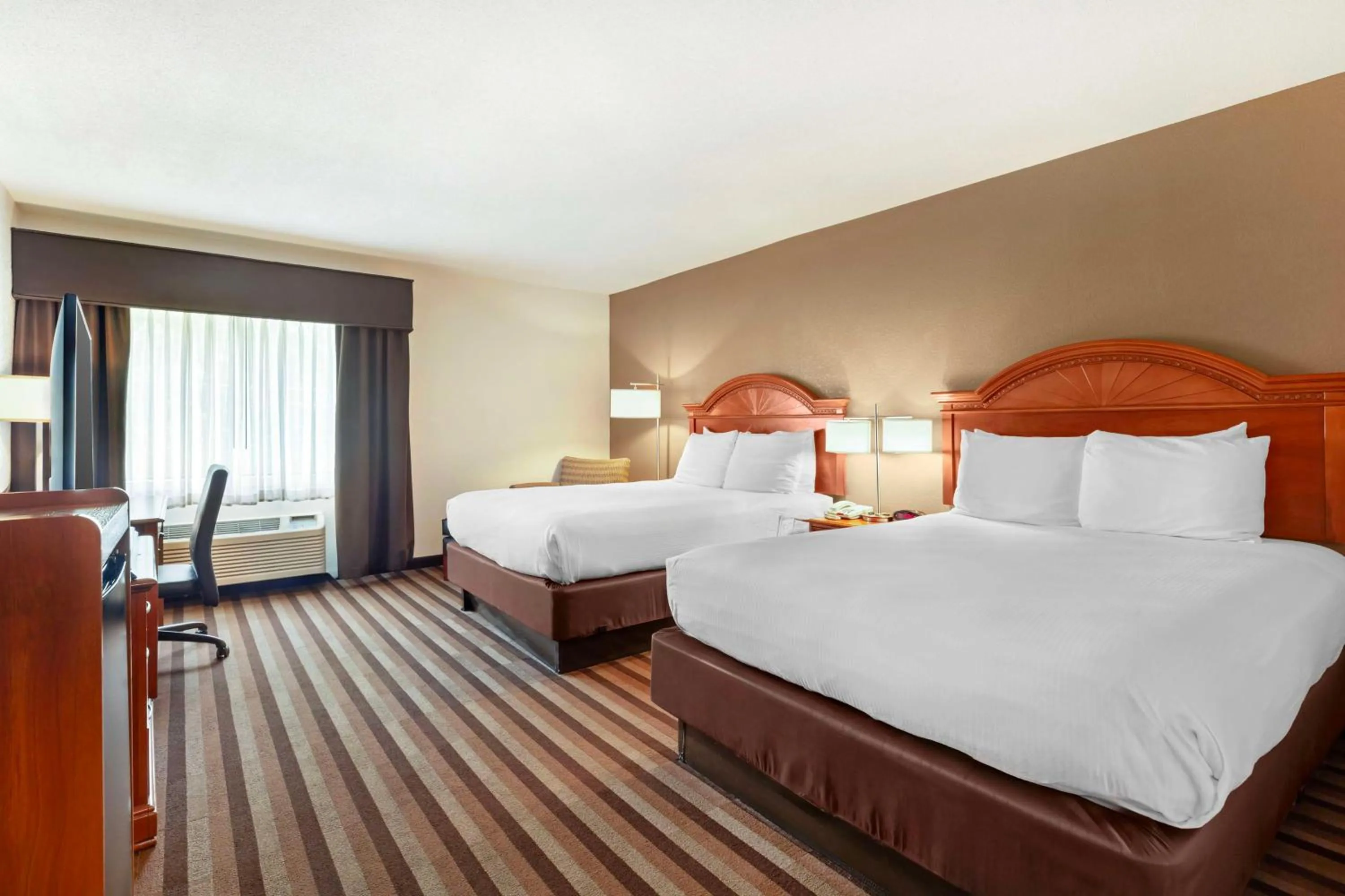 Bedroom, Bed in Best Western Rockland