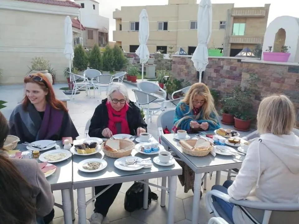 Restaurant/places to eat in Elite Pyramids Boutique Hotel