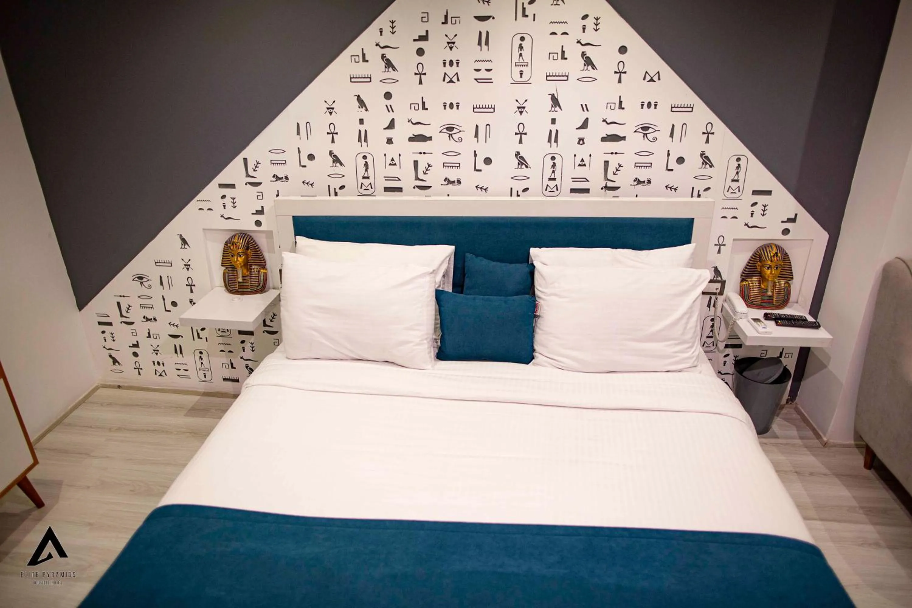 Bed in Elite Pyramids Boutique Hotel