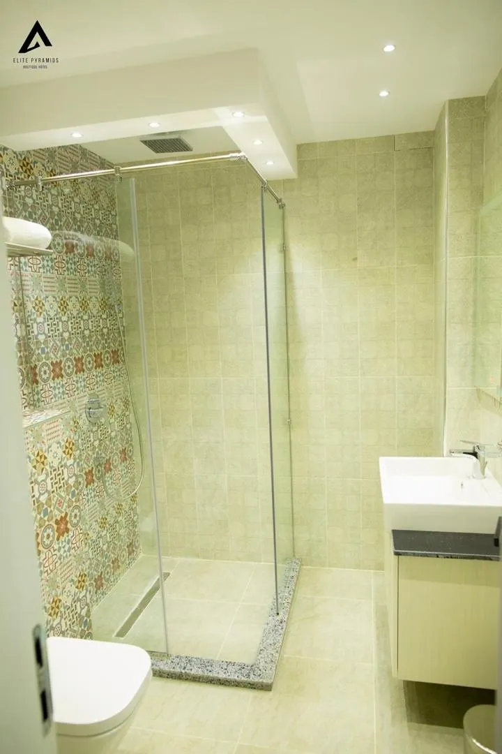 Shower in Elite Pyramids Boutique Hotel