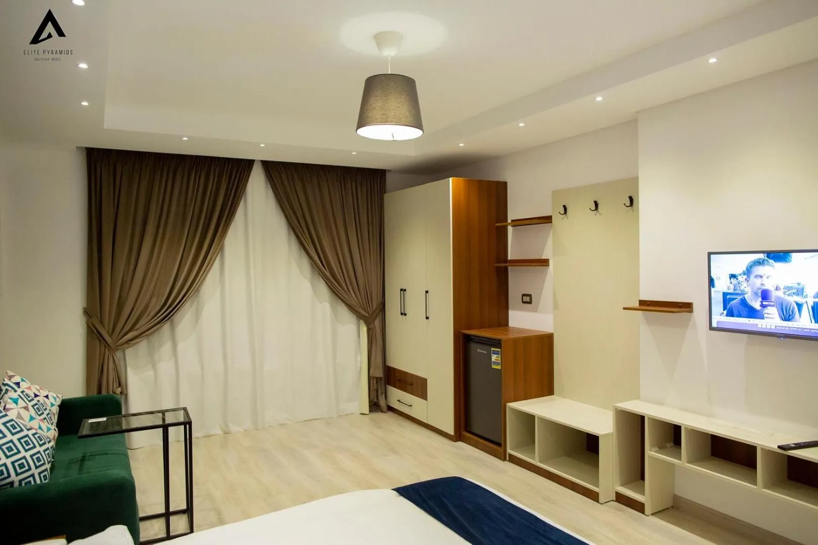 Bed in Elite Pyramids Boutique Hotel