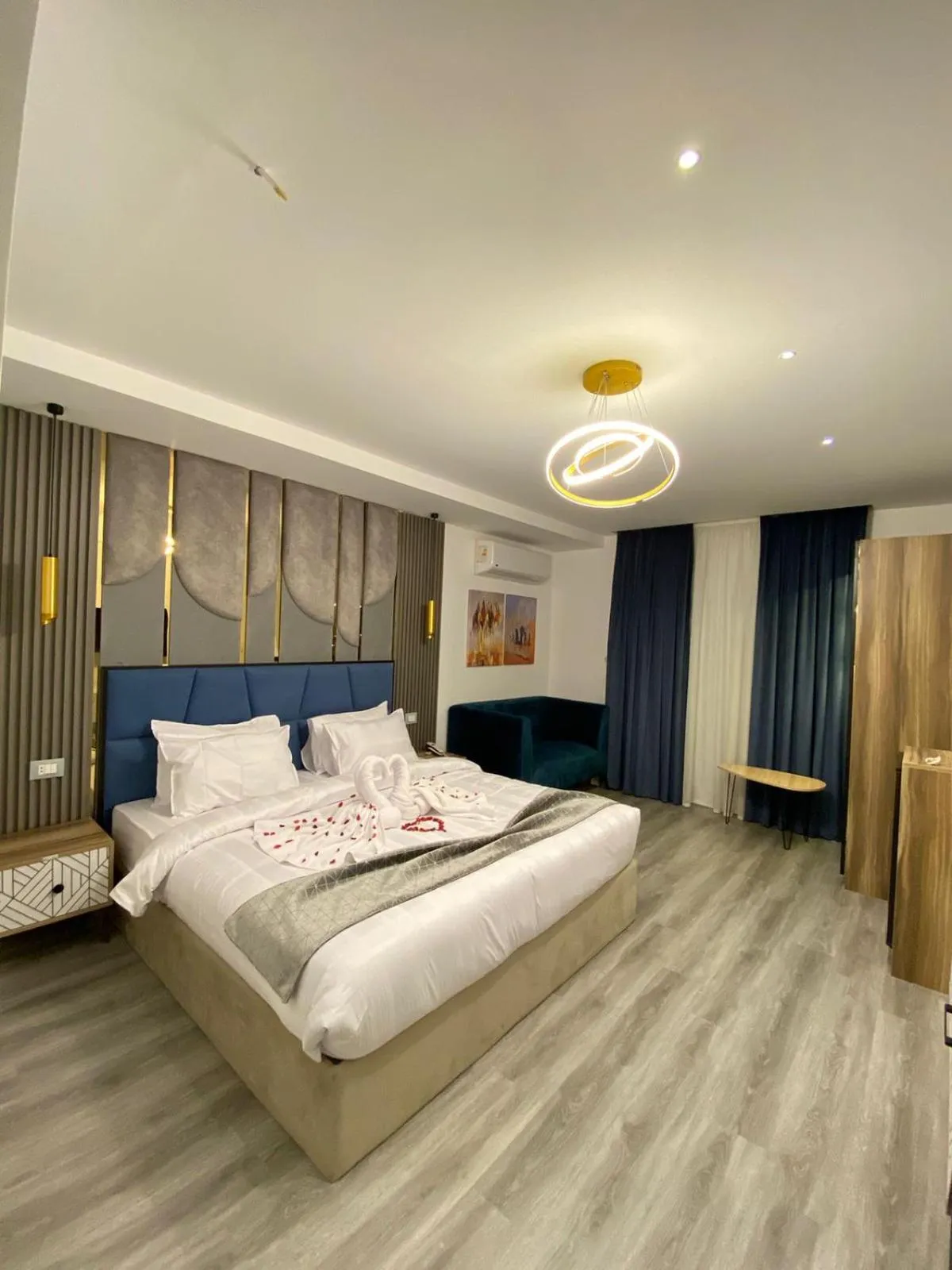 Bed in Elite Pyramids Boutique Hotel