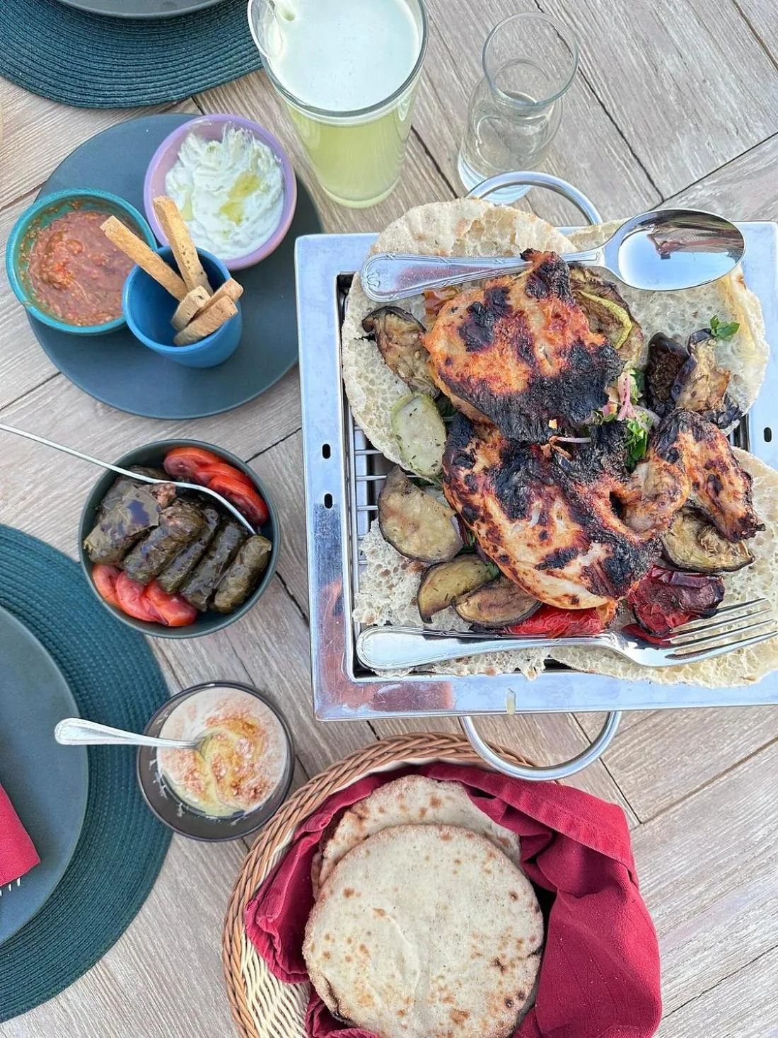 Restaurant/places to eat in Elite Pyramids Boutique Hotel