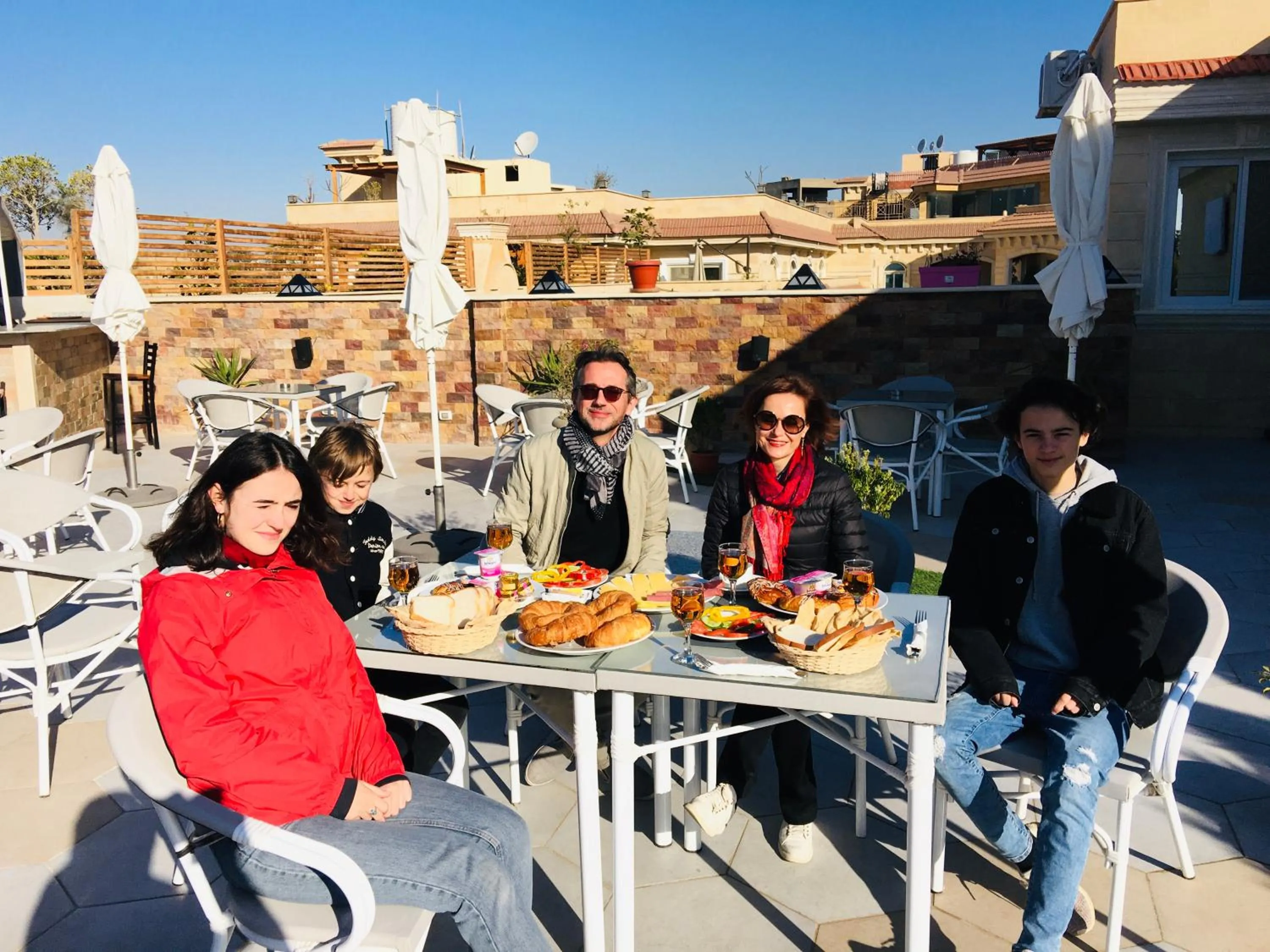 Restaurant/places to eat in Elite Pyramids Boutique Hotel