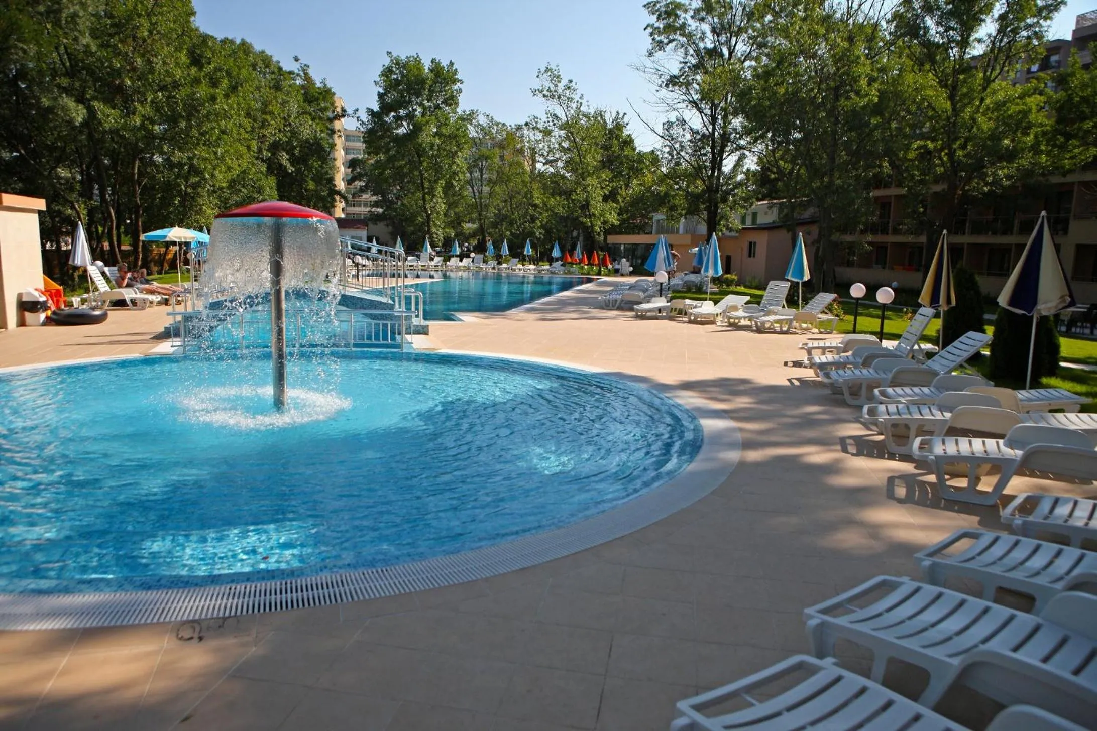 Swimming pool in Hotel Yunona - All Inclusive