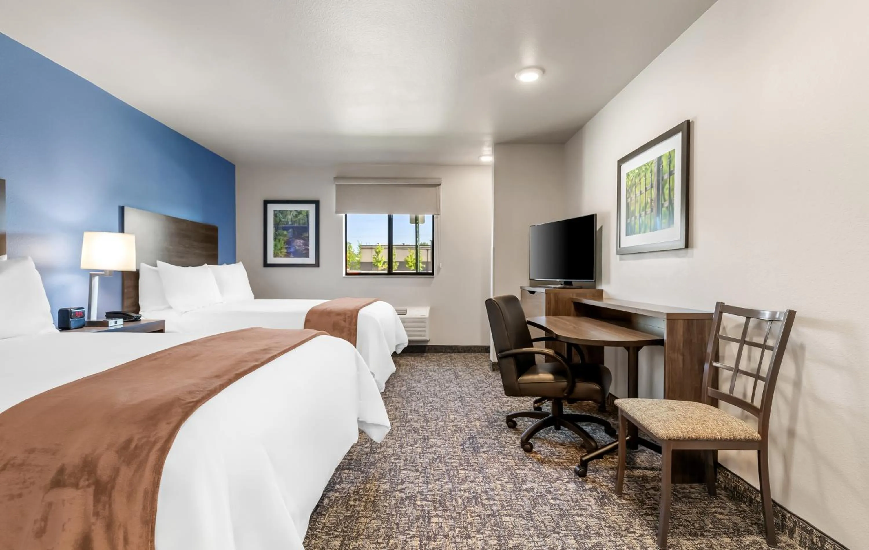 Bed in My Place Hotel-Shakopee, MN