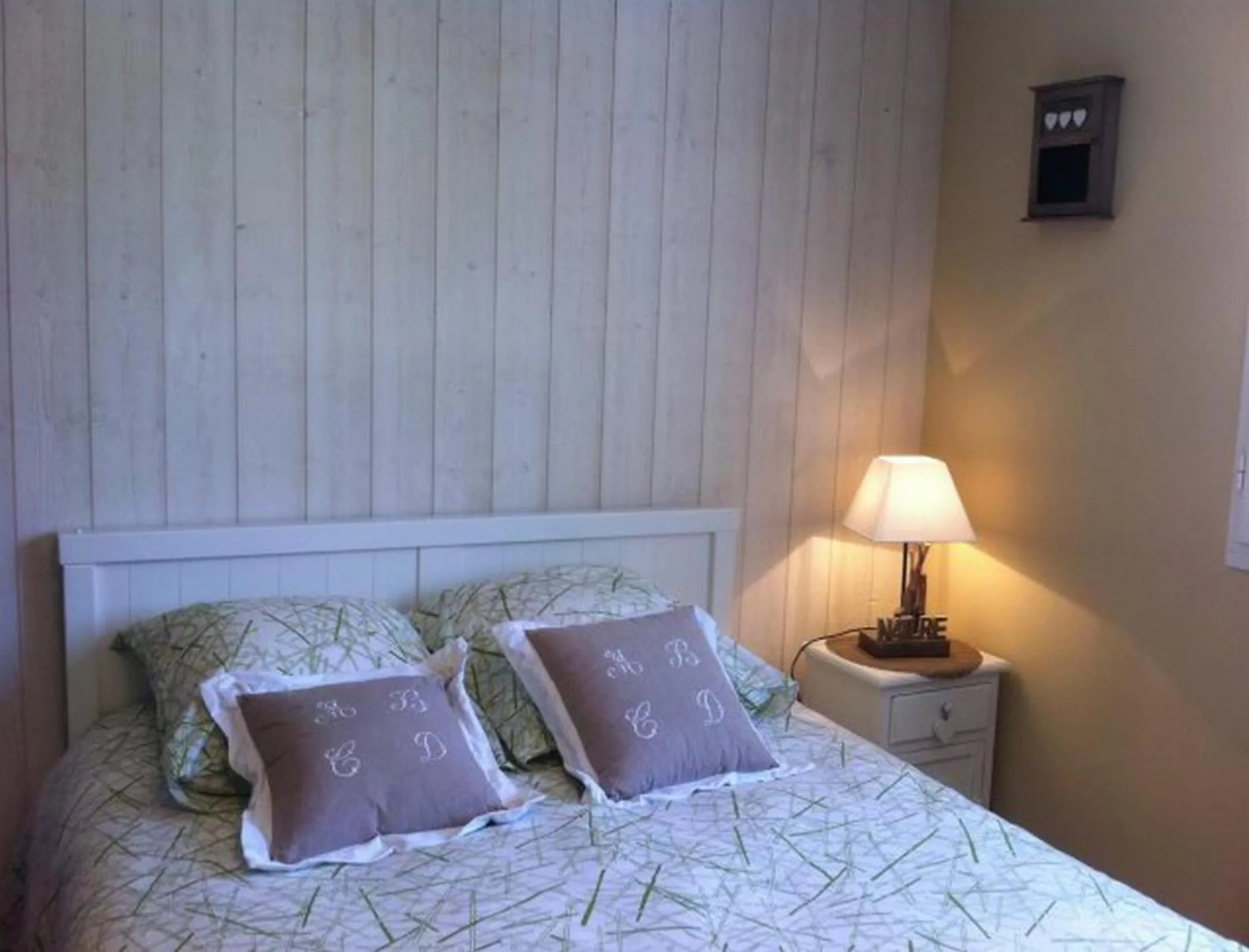 Bed in Au 14 Honfleur parking privé