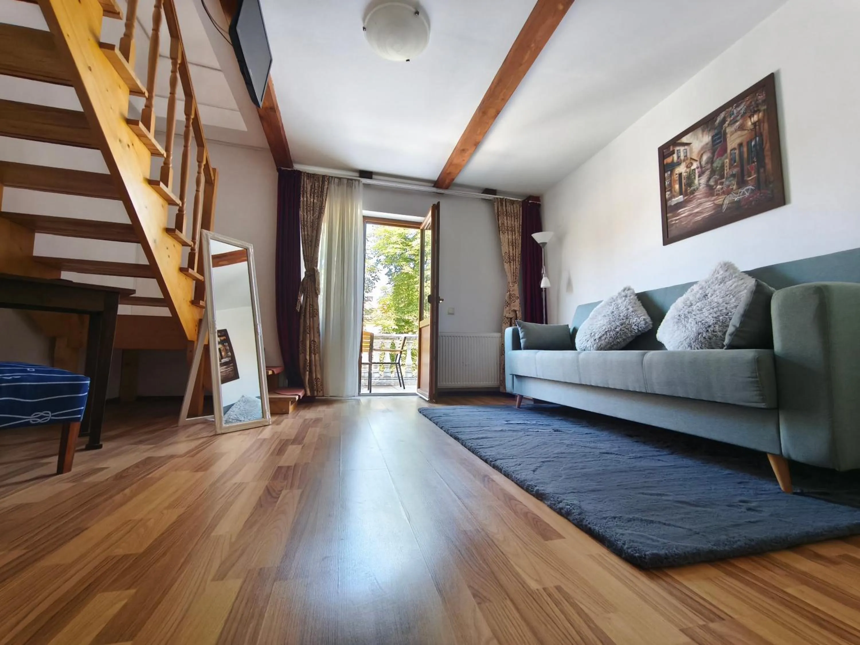 Living room in Pensiunea Buon Gusto Sibiu-motorcyle friendly,city center