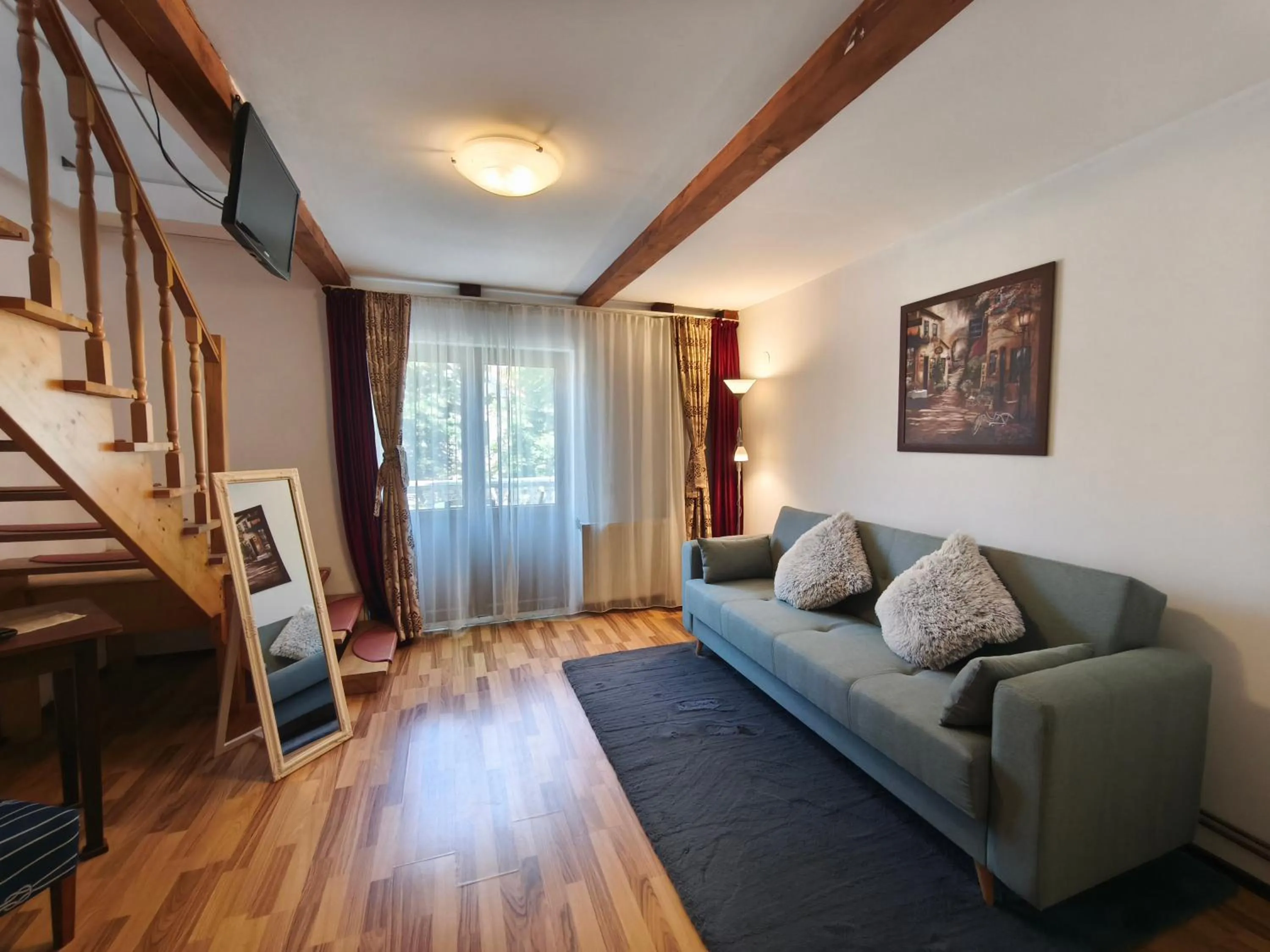 Living room in Pensiunea Buon Gusto Sibiu-motorcyle friendly,city center