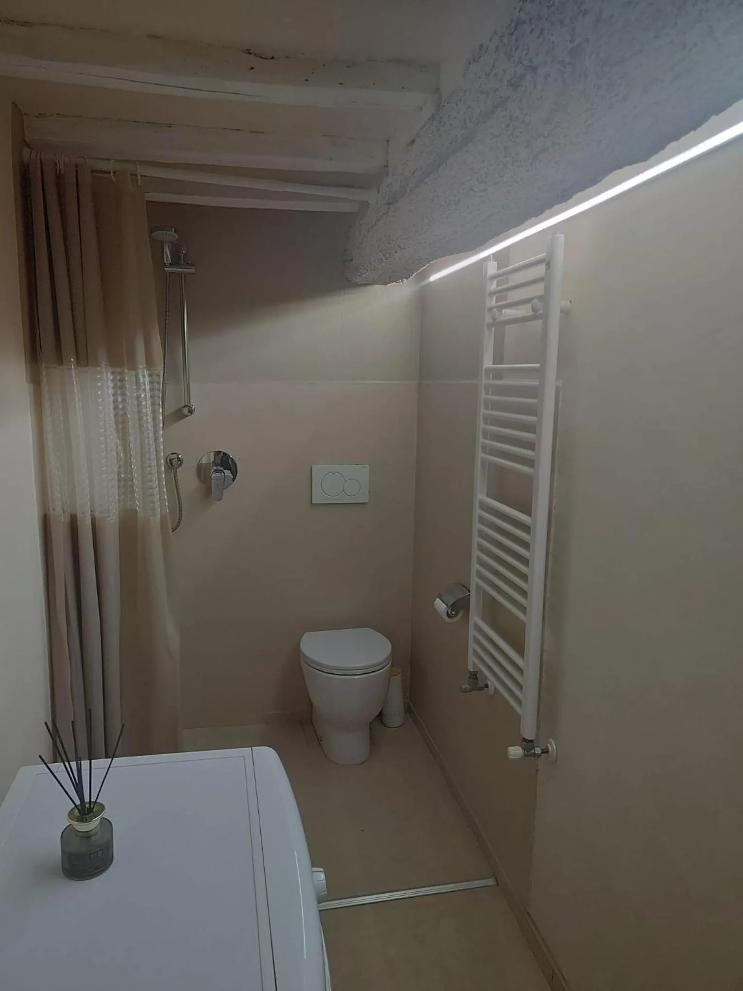 Bathroom in Camera Monte San Savino