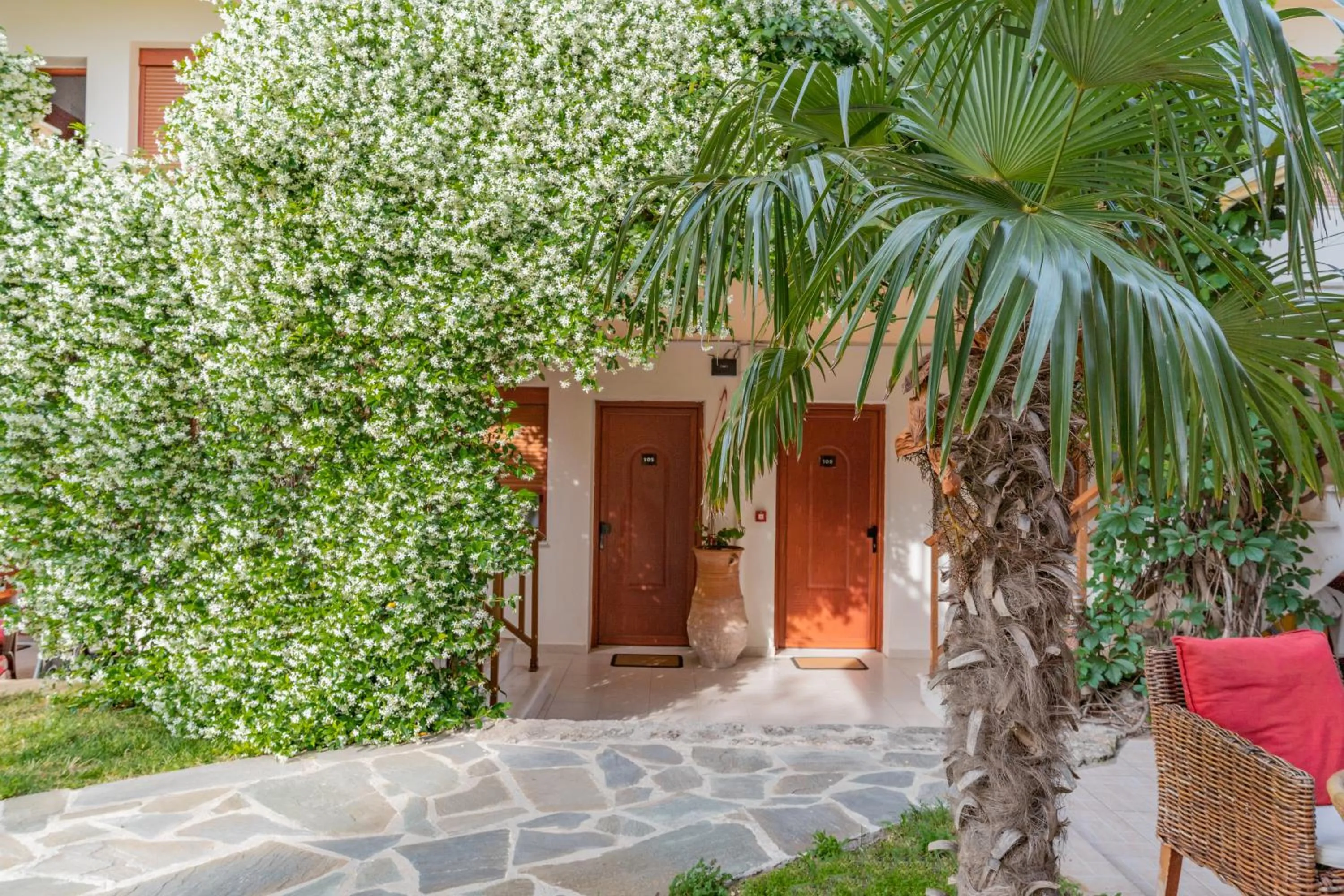 Garden in Erifili Kallithea