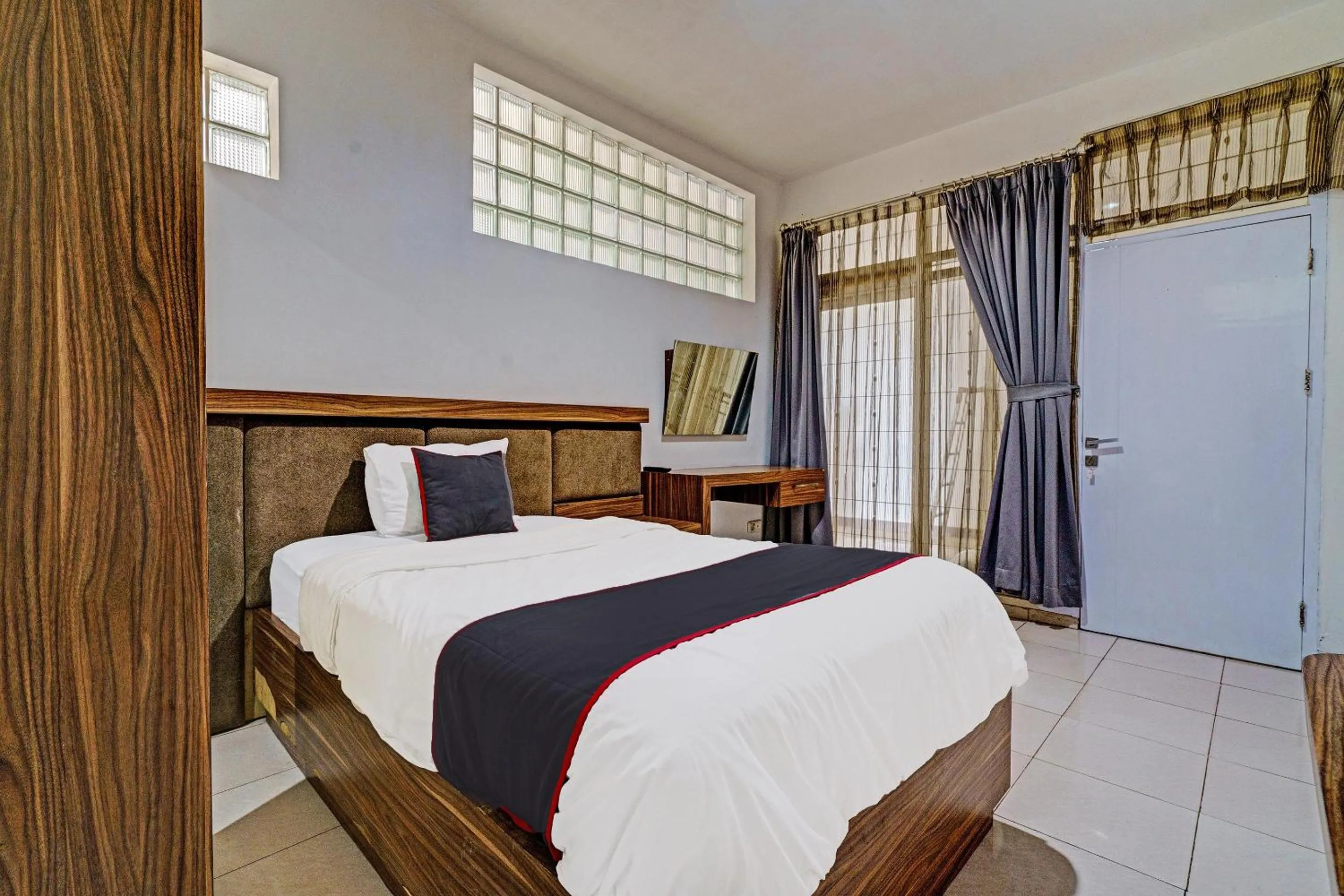 Bedroom, Bed in Collection O 92277 Setra Priangan Guest House