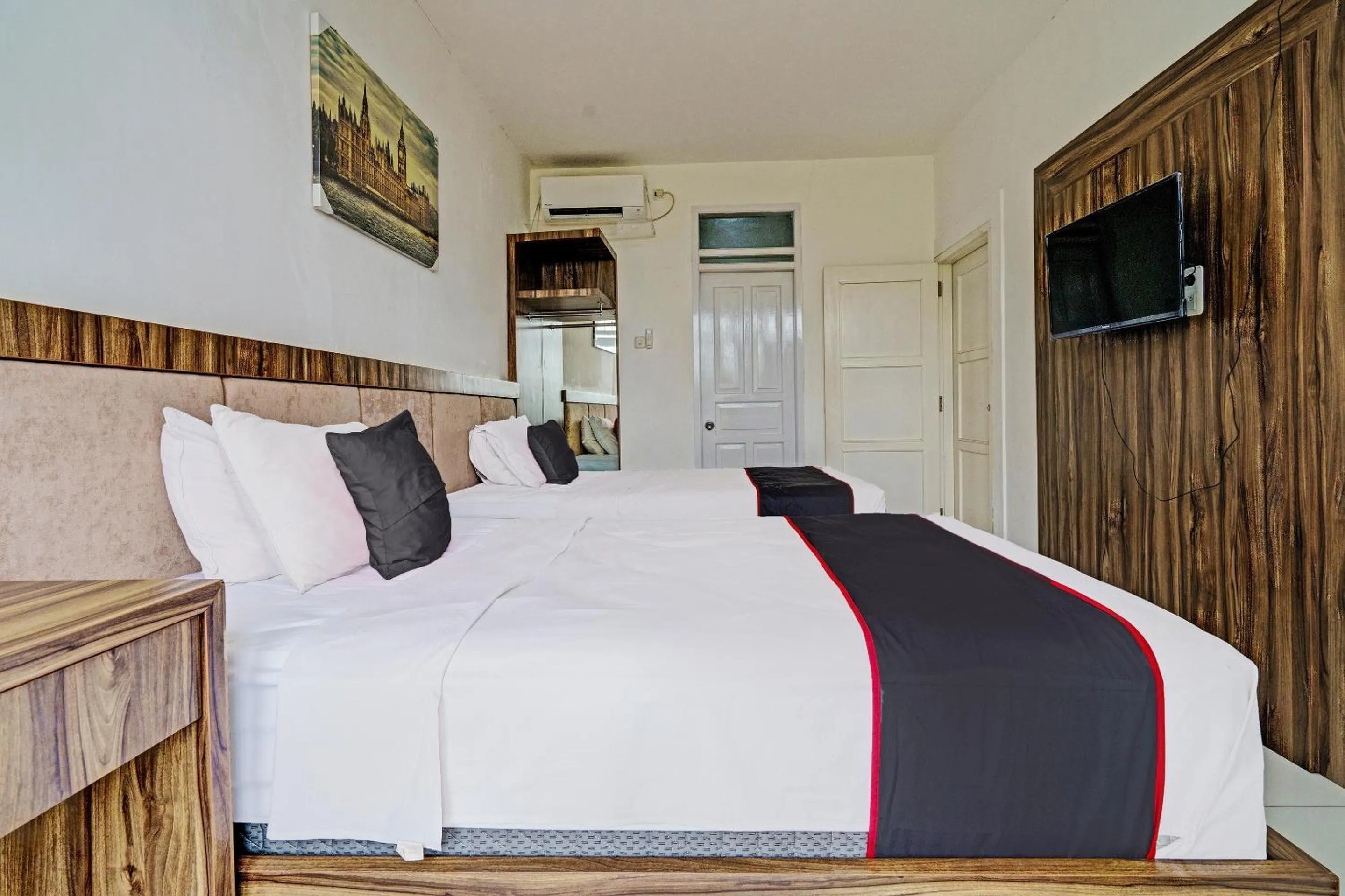 Bedroom, Bed in Collection O 92277 Setra Priangan Guest House