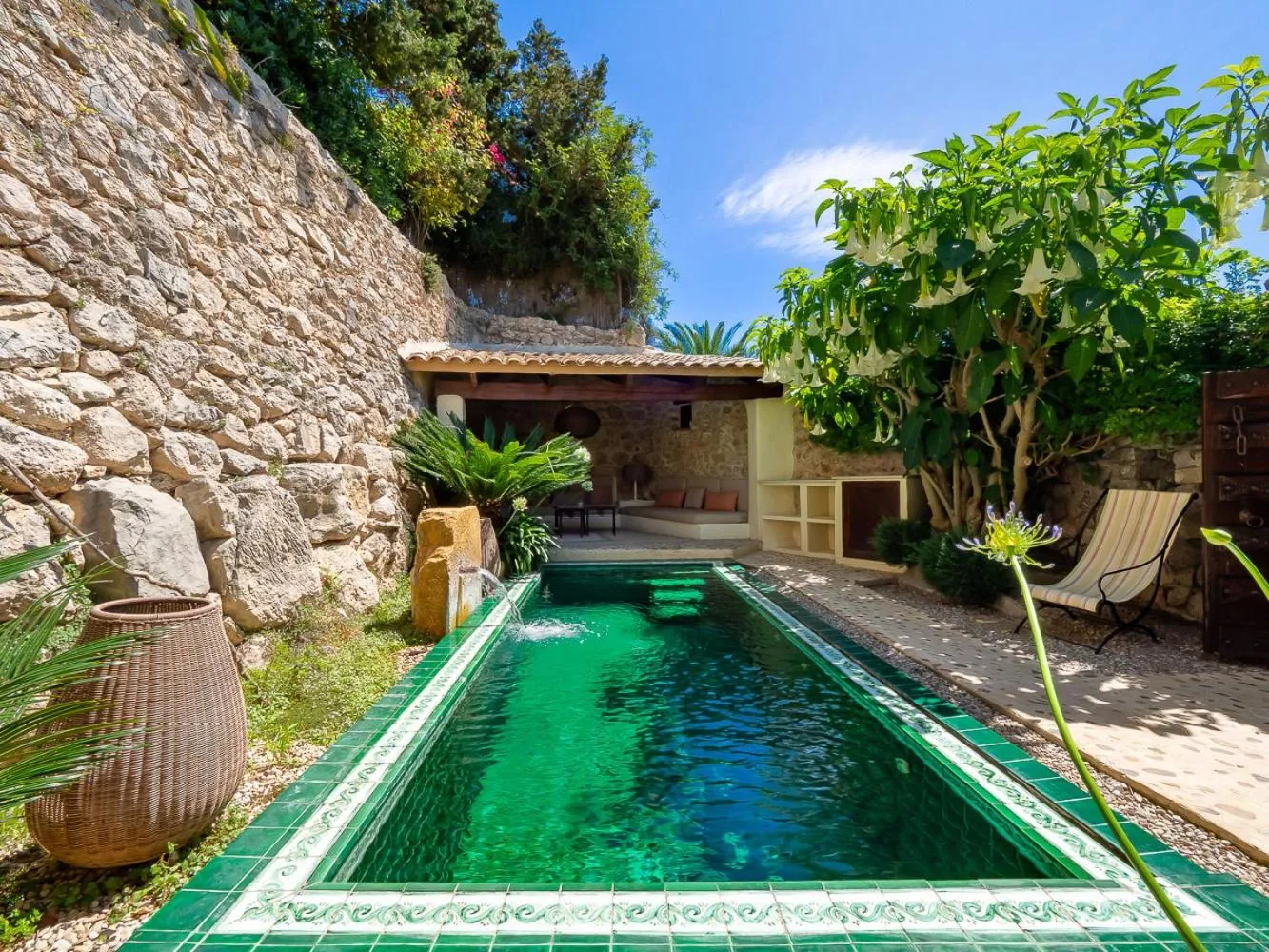 Swimming pool in Hotel & Restaurant Jardi d'Artà