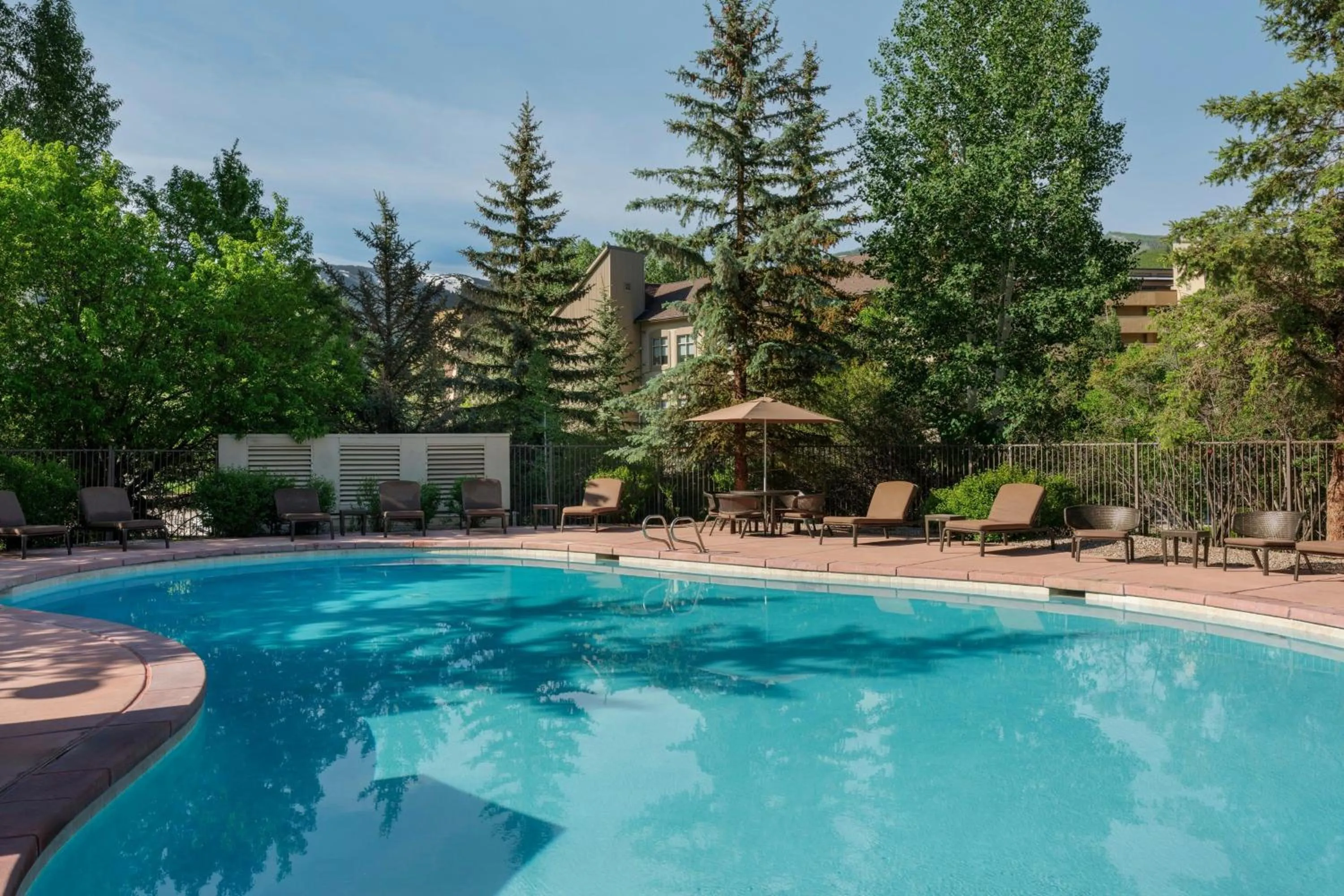 Swimming pool in Sheraton Mountain Vista Villas, Avon / Vail Valley