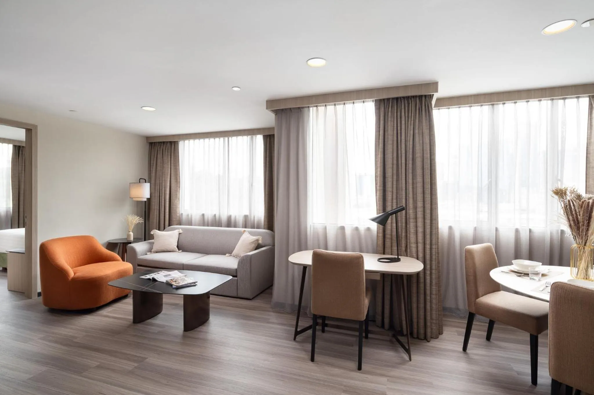 Living room in Park Avenue Clemenceau