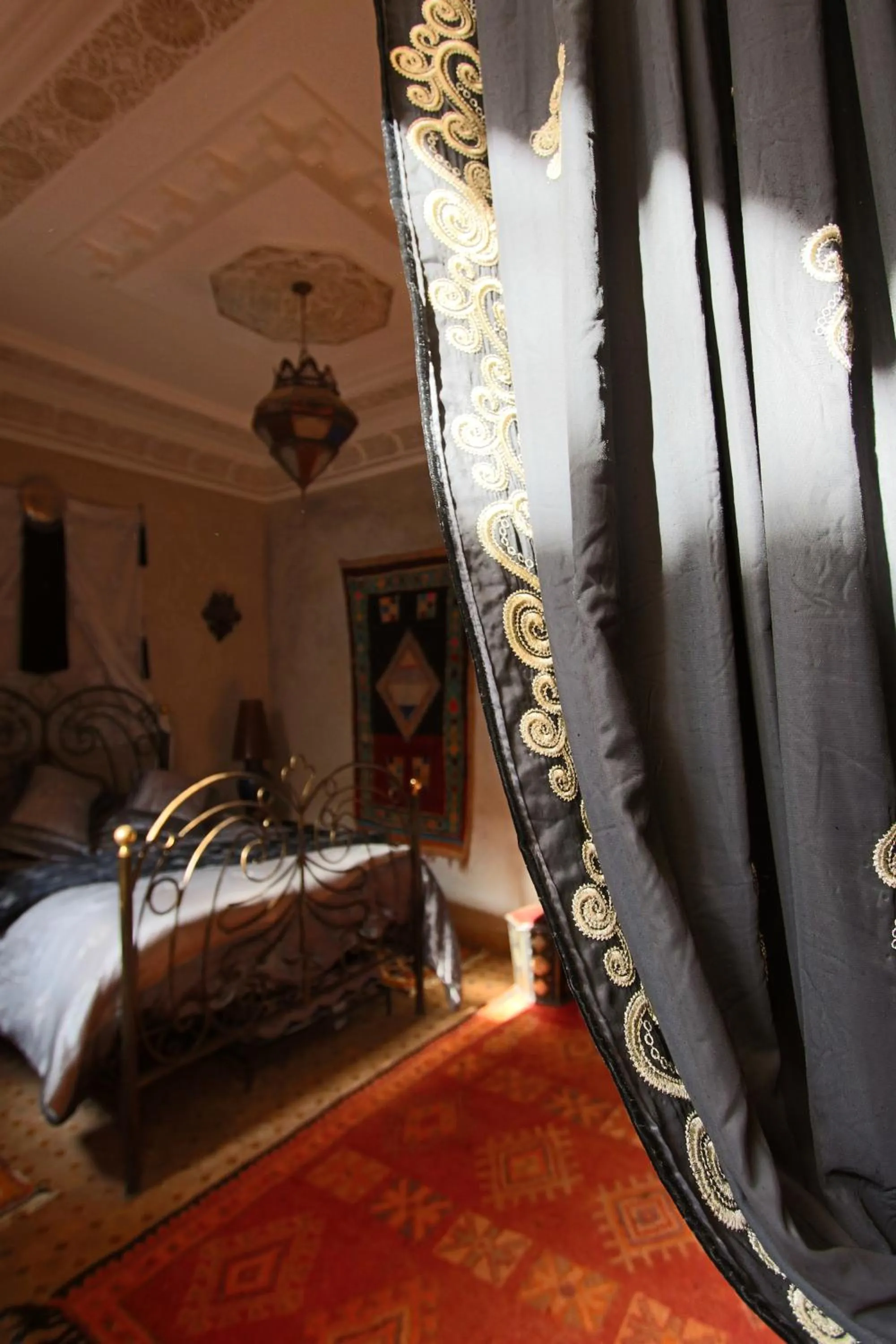 Bedroom, Bed in RIAD MAKENE MOUCHKILL